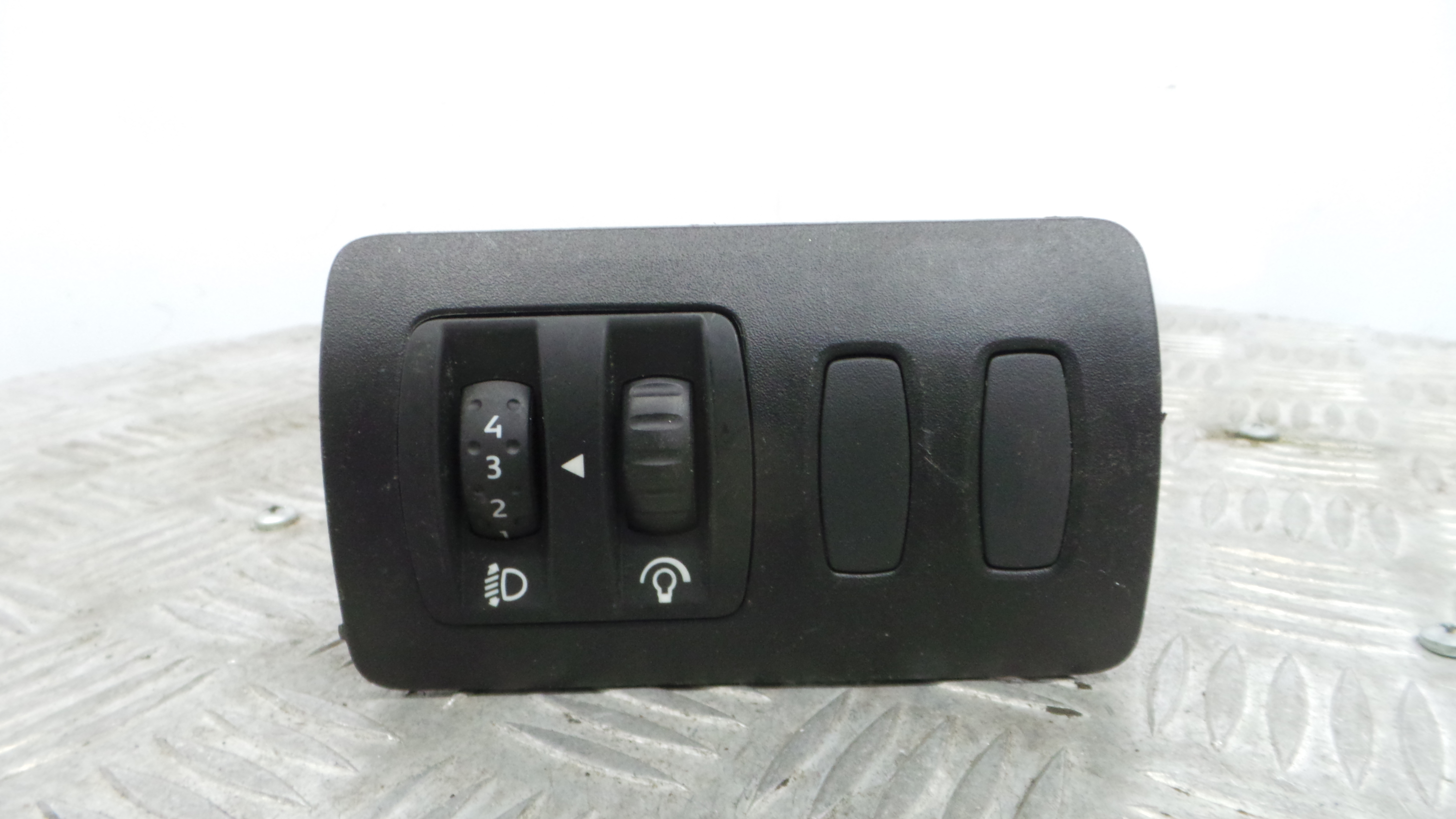 Comando de Regulação dos Faróis  8200407756 - RENAULT CLIO III (BR0/1, CR0/1)-37042528