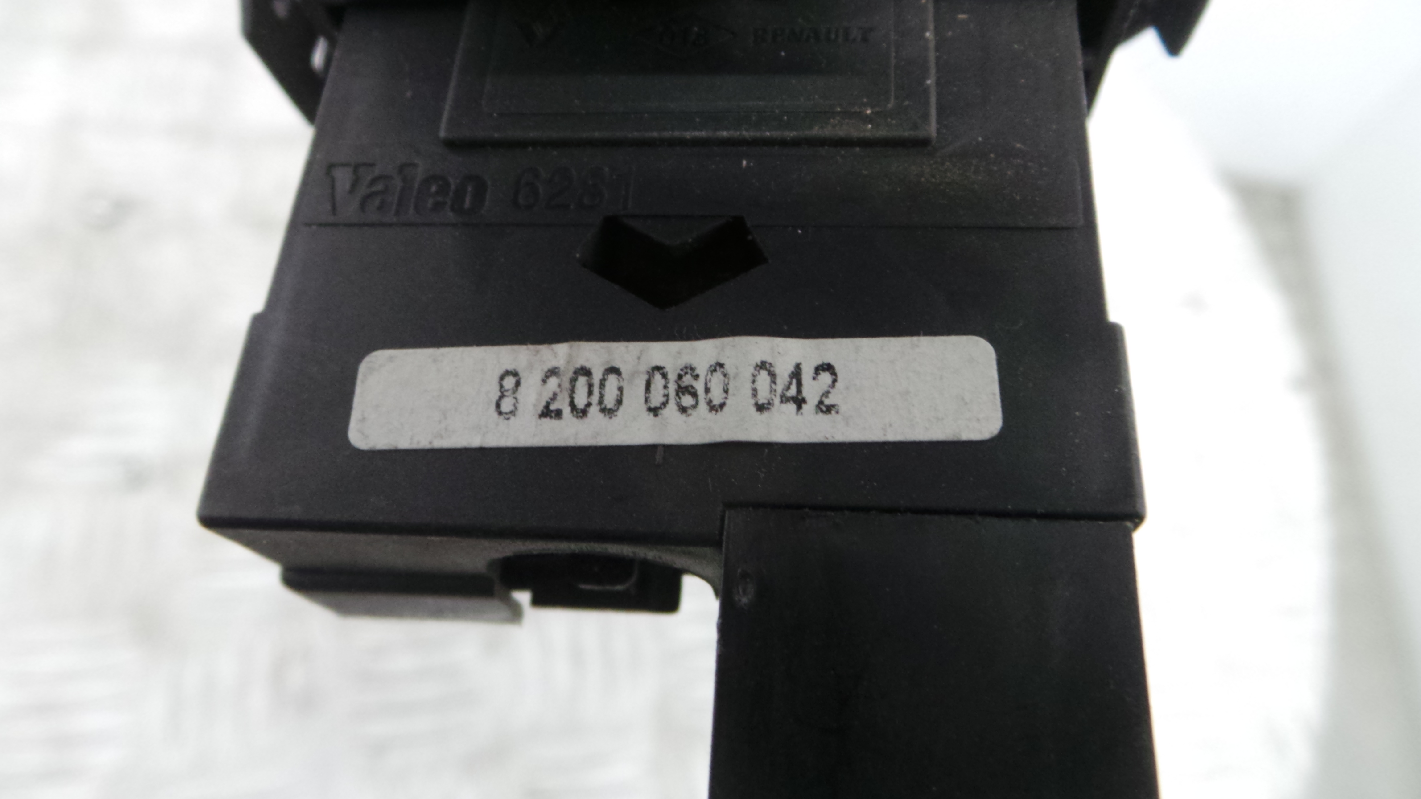 Comando de Regulação dos Faróis 8200069068 - RENAULT CLIO II (BB_, CB_), CLIO Mk II (BB_, CB_)-37042627