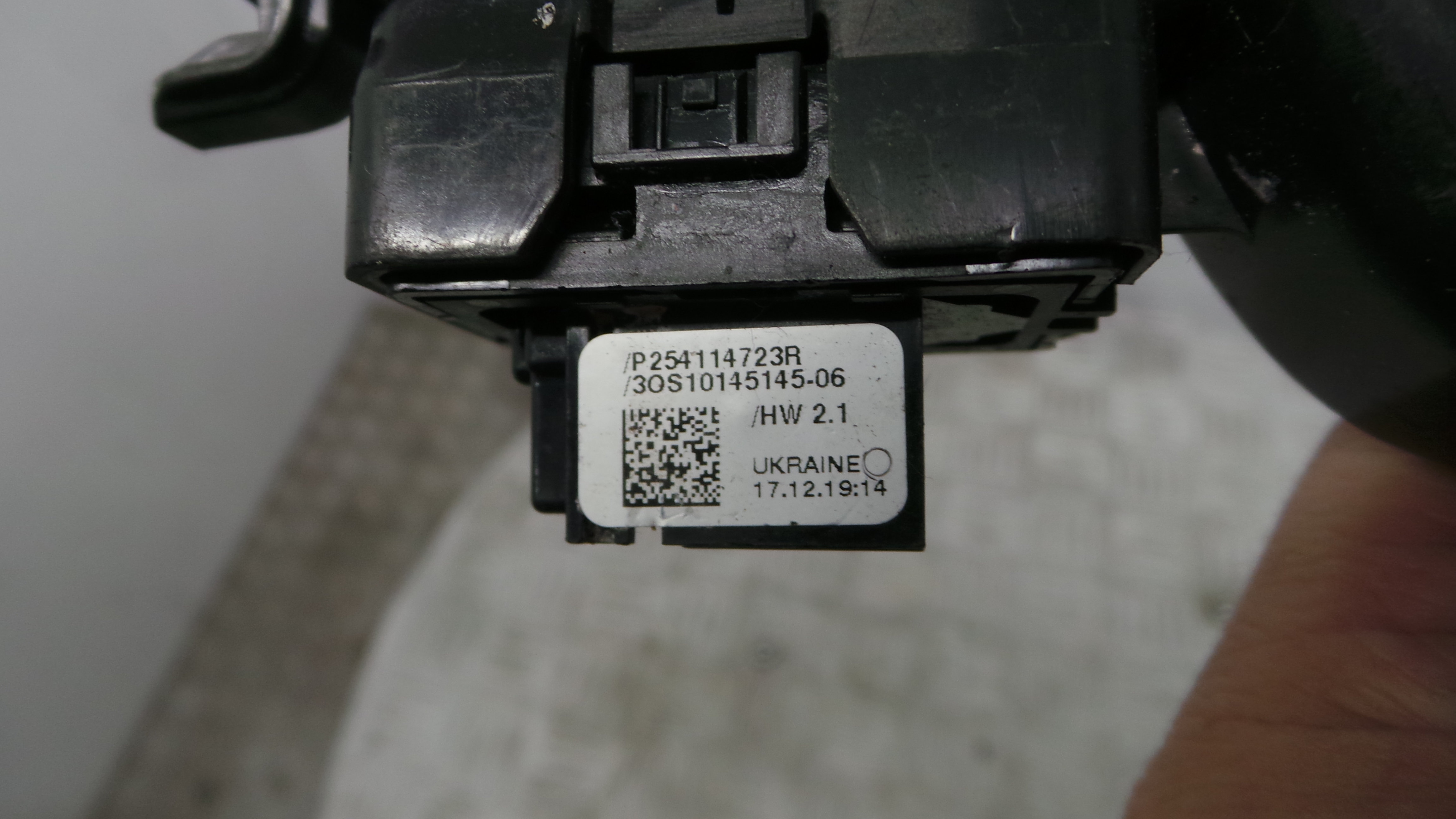 Interruptor / Comando Elevador Vidro Trás Esq 829509794R - RENAULT CLIO V (B7_)-37042650