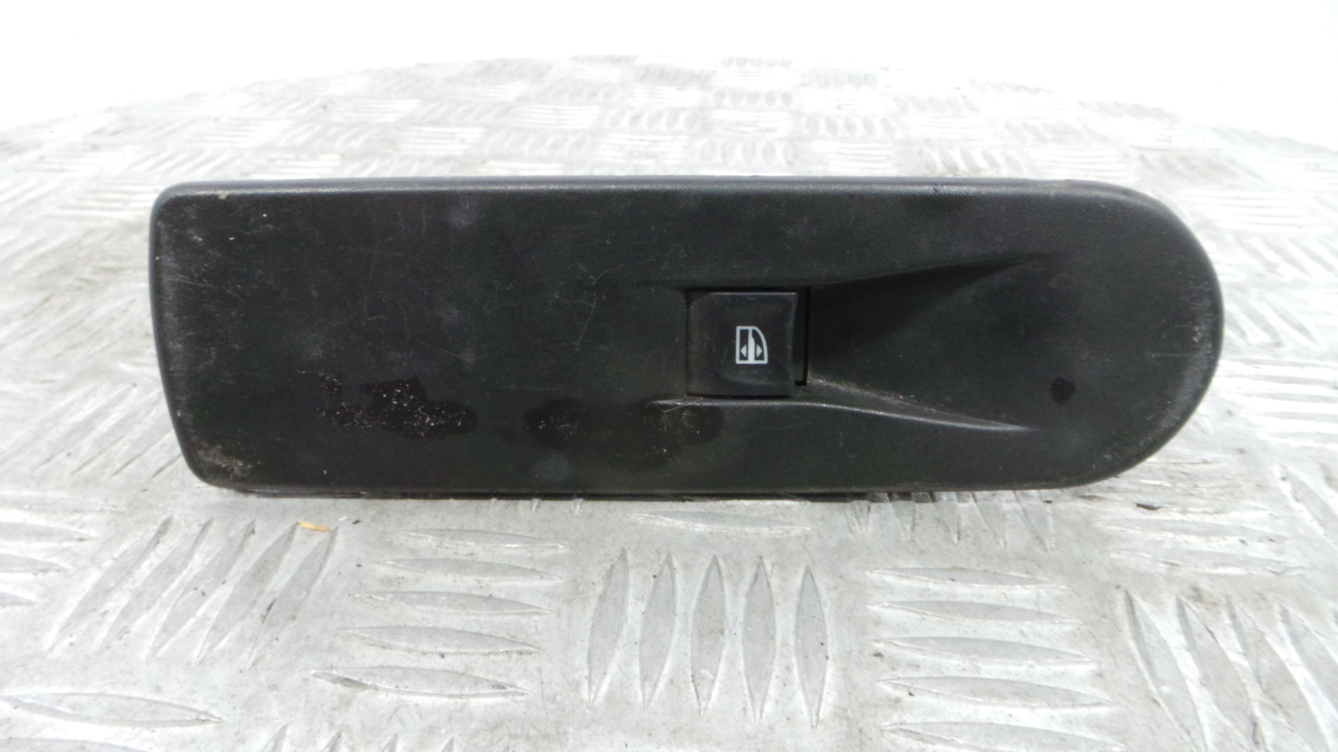Interruptor / Comando Elevador Vidro Frente Dto  809602454R - RENAULT CLIO IV (BH_)-37042660