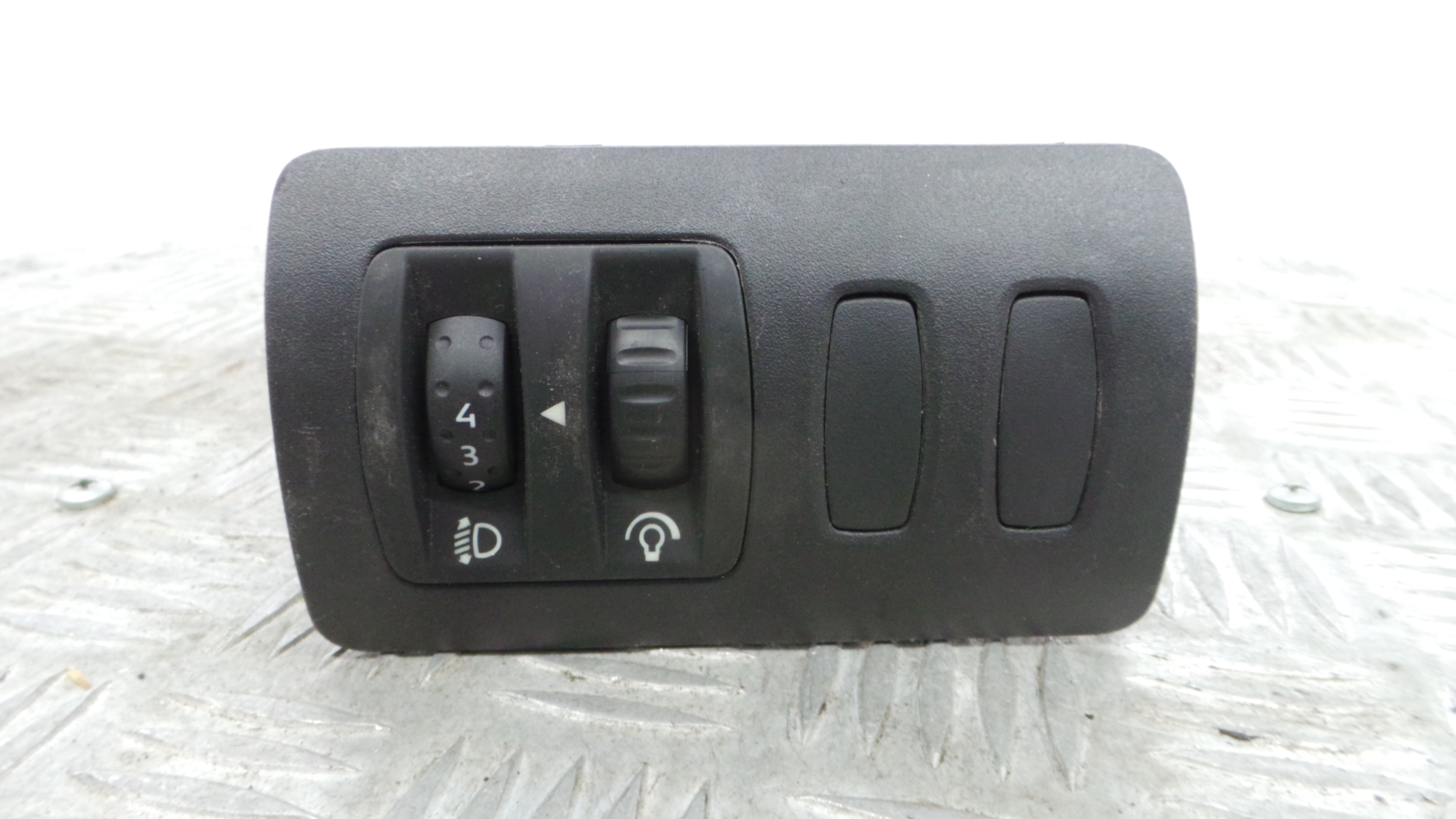 Comando de Regulação dos Faróis  8200407756 - RENAULT CLIO III (BR0/1, CR0/1)-37042663