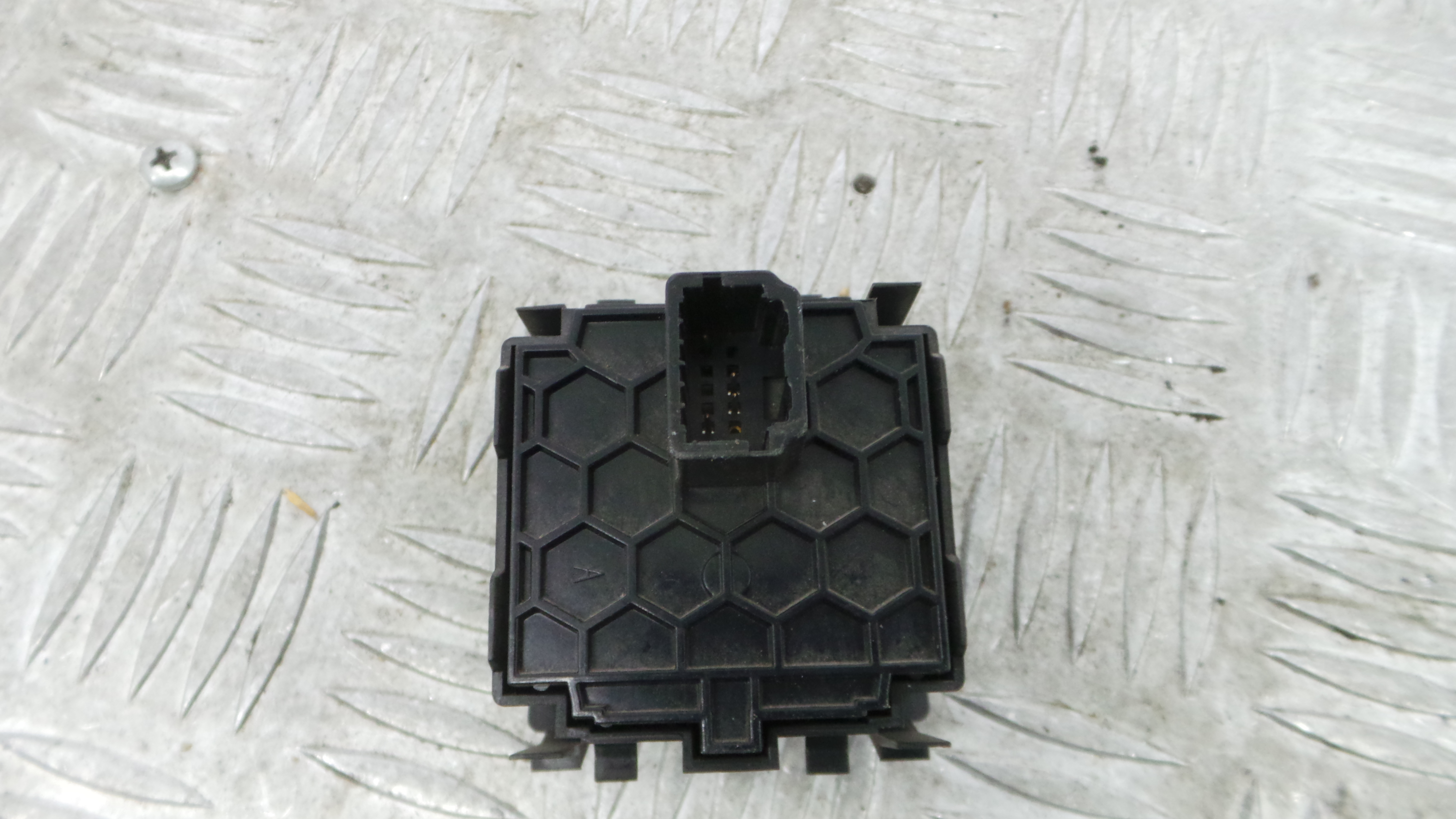 Comando de Regulação dos Faróis 251901758R - RENAULT TWINGO III (BCM_, BCA_)-37042667