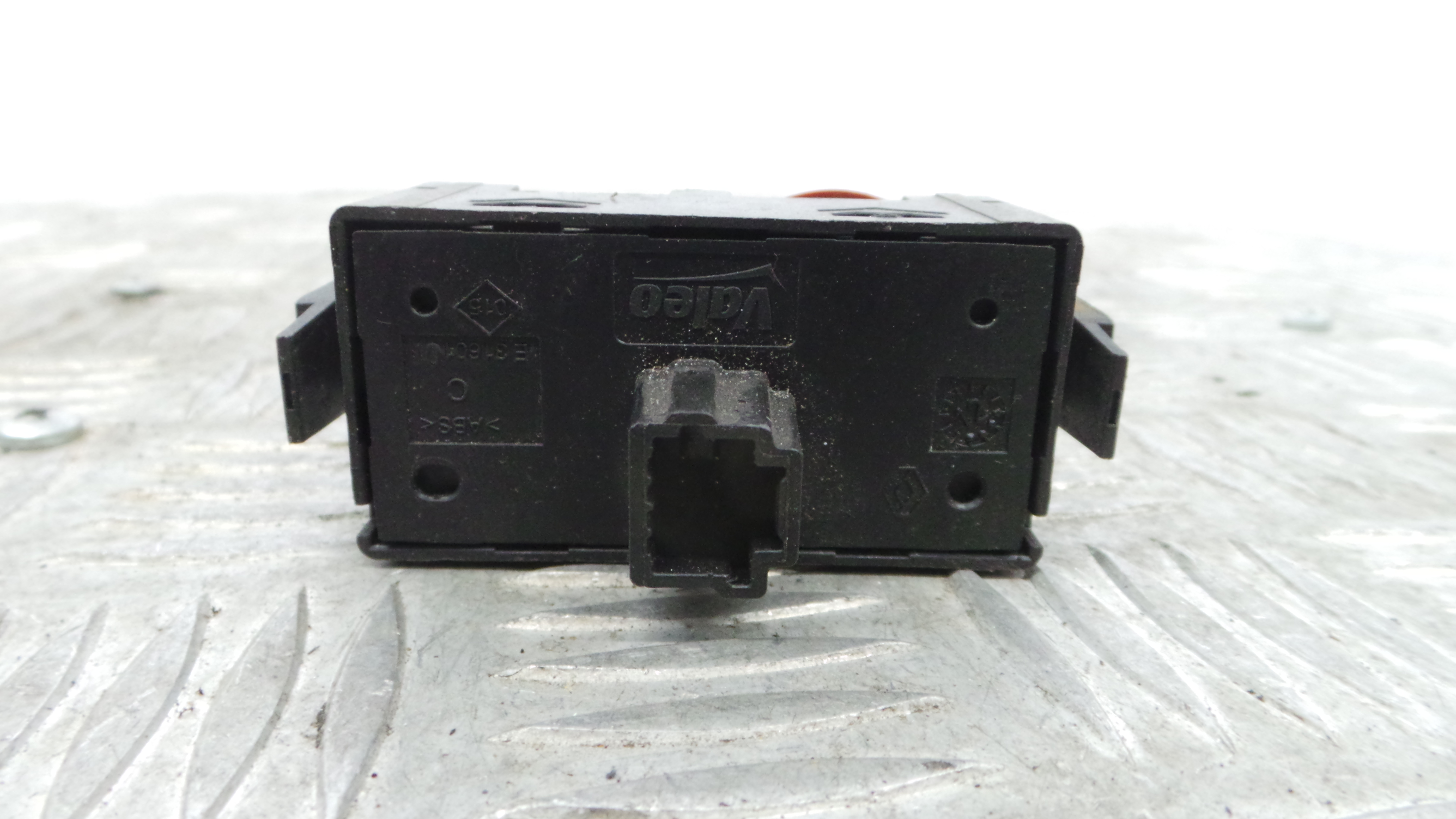 warning 4 piscas  - RENAULT CLIO III (BR0/1, CR0/1)-37042798