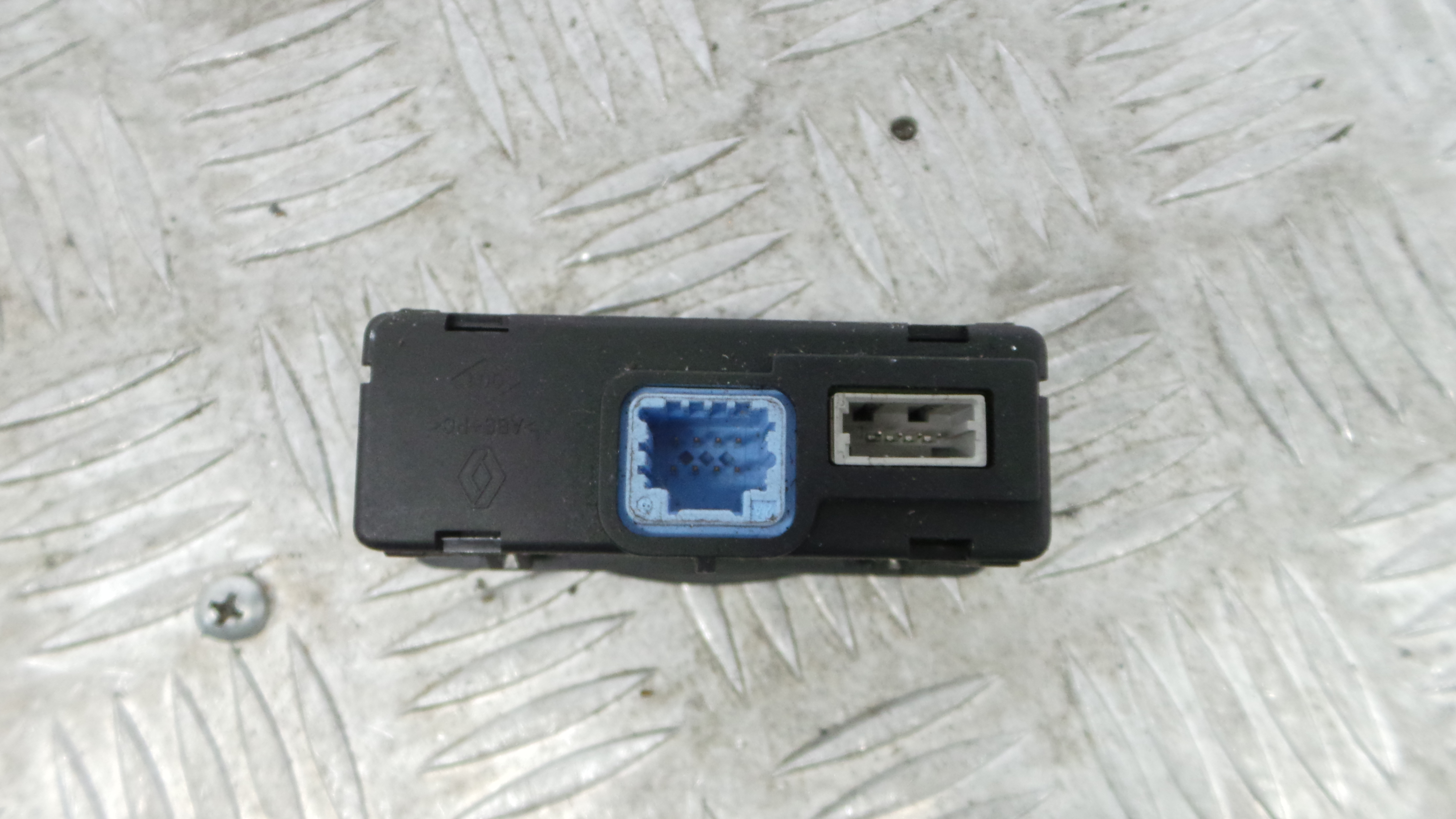 Acessórios para auto rádios 280230002R - RENAULT CLIO III (BR0/1, CR0/1)-37042842