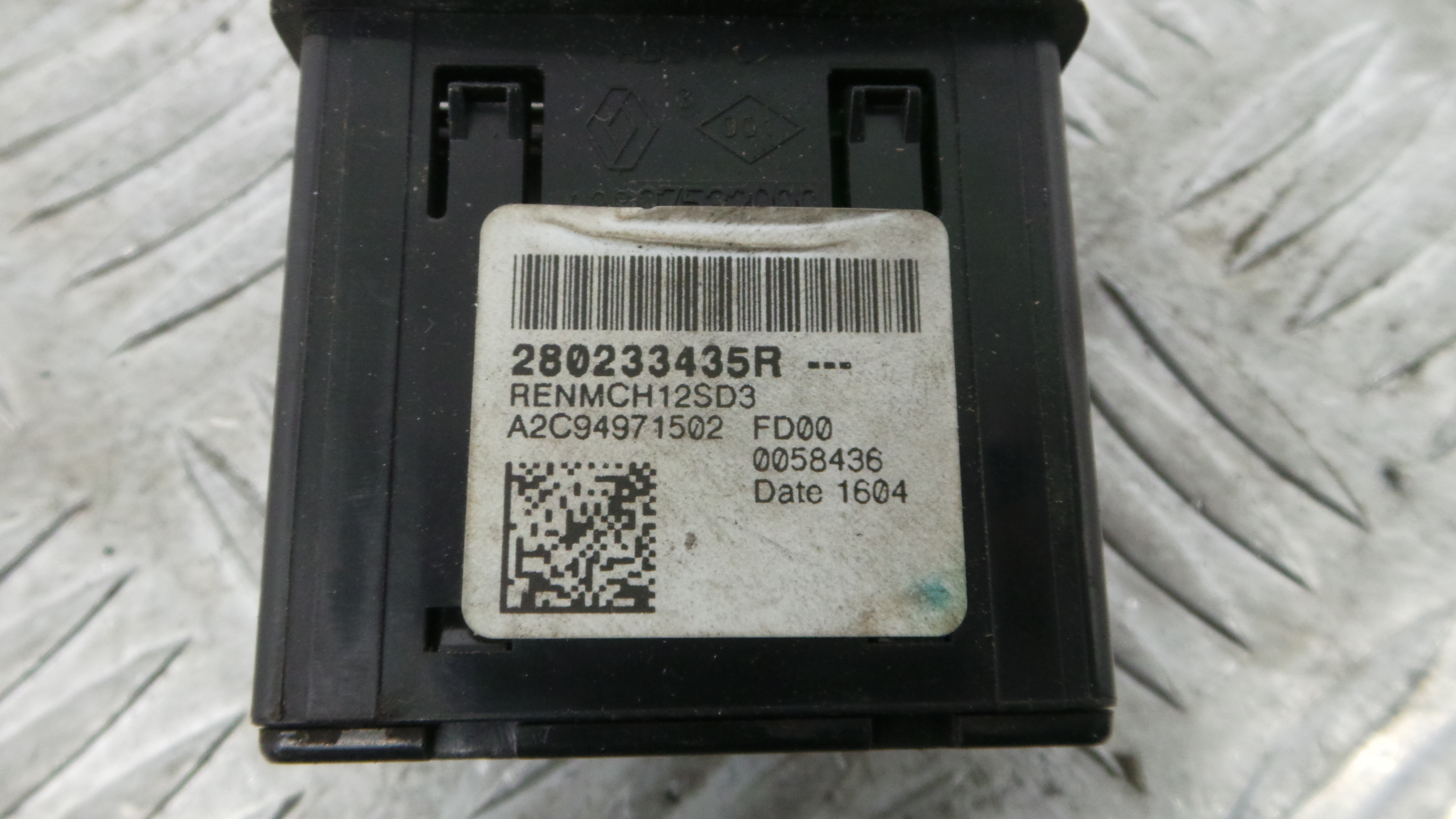 Acessórios para auto rádios 280233435R - RENAULT TWINGO III (BCM_, BCA_)-37042857