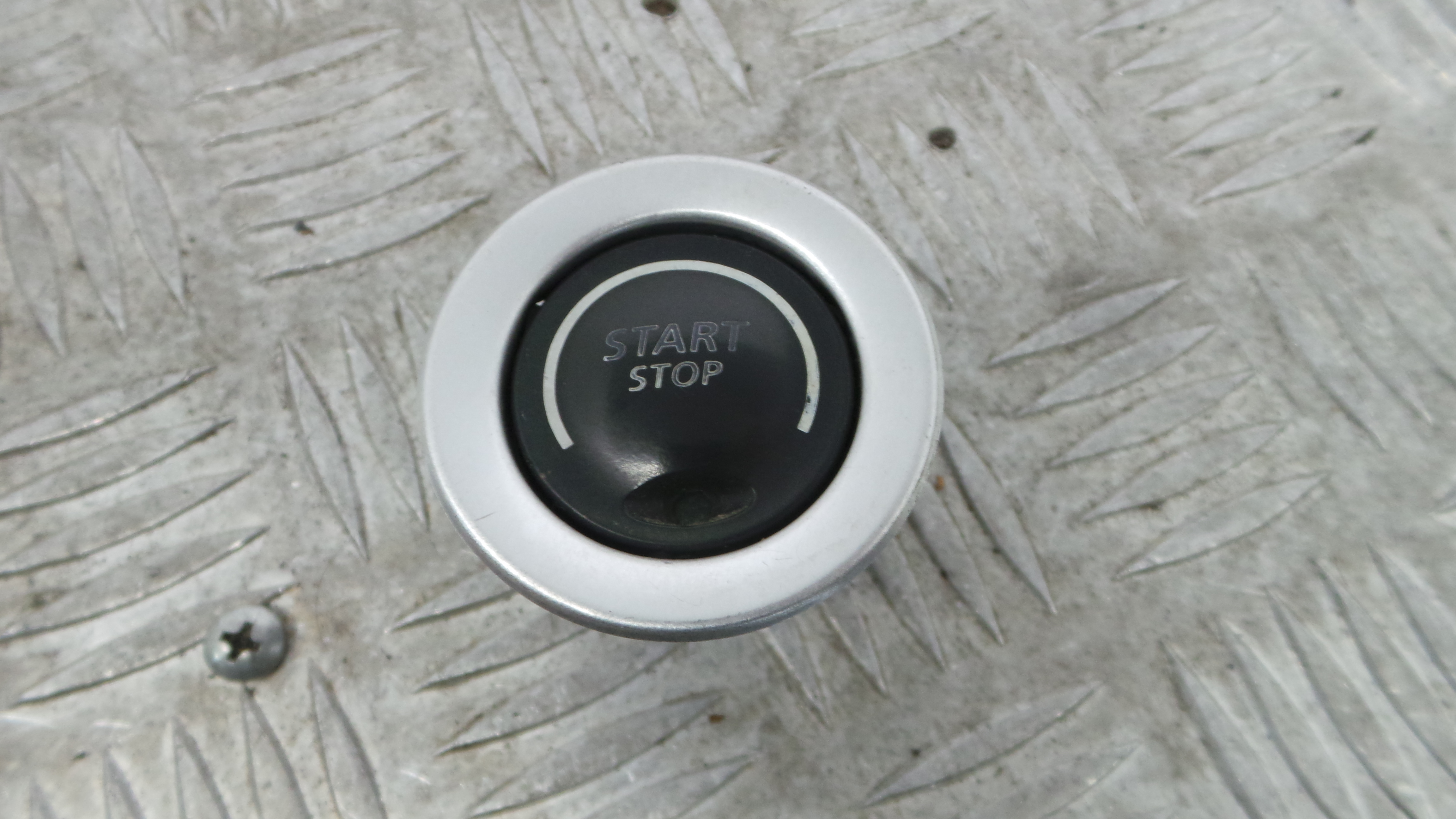 Botão Start/Stop 8200025966 - RENAULT LAGUNA II (BG0/1_)-37042860