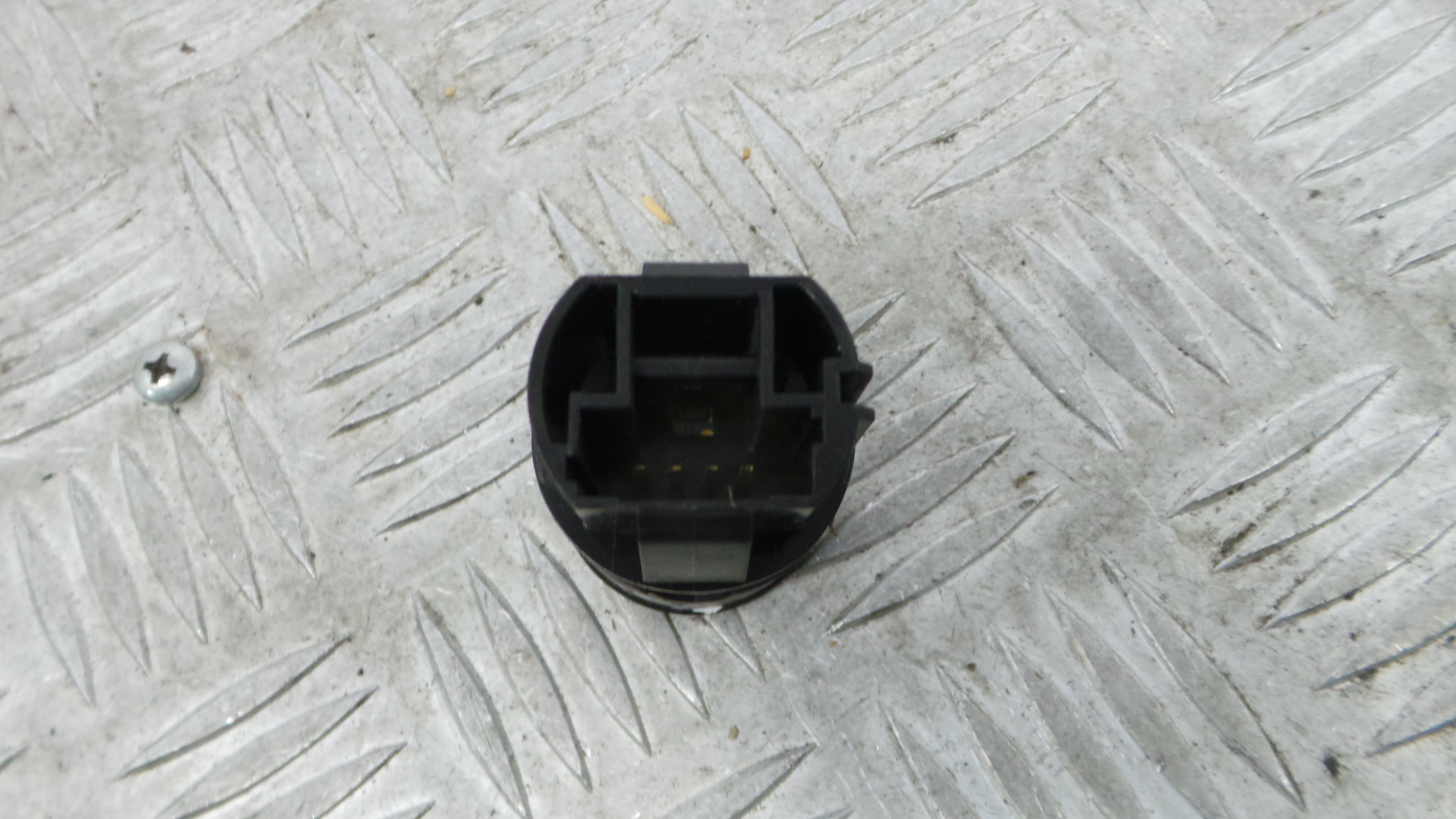 Botão Start/Stop  - RENAULT MEGANE IV Hatchback (B9A/M/N_)-37042869