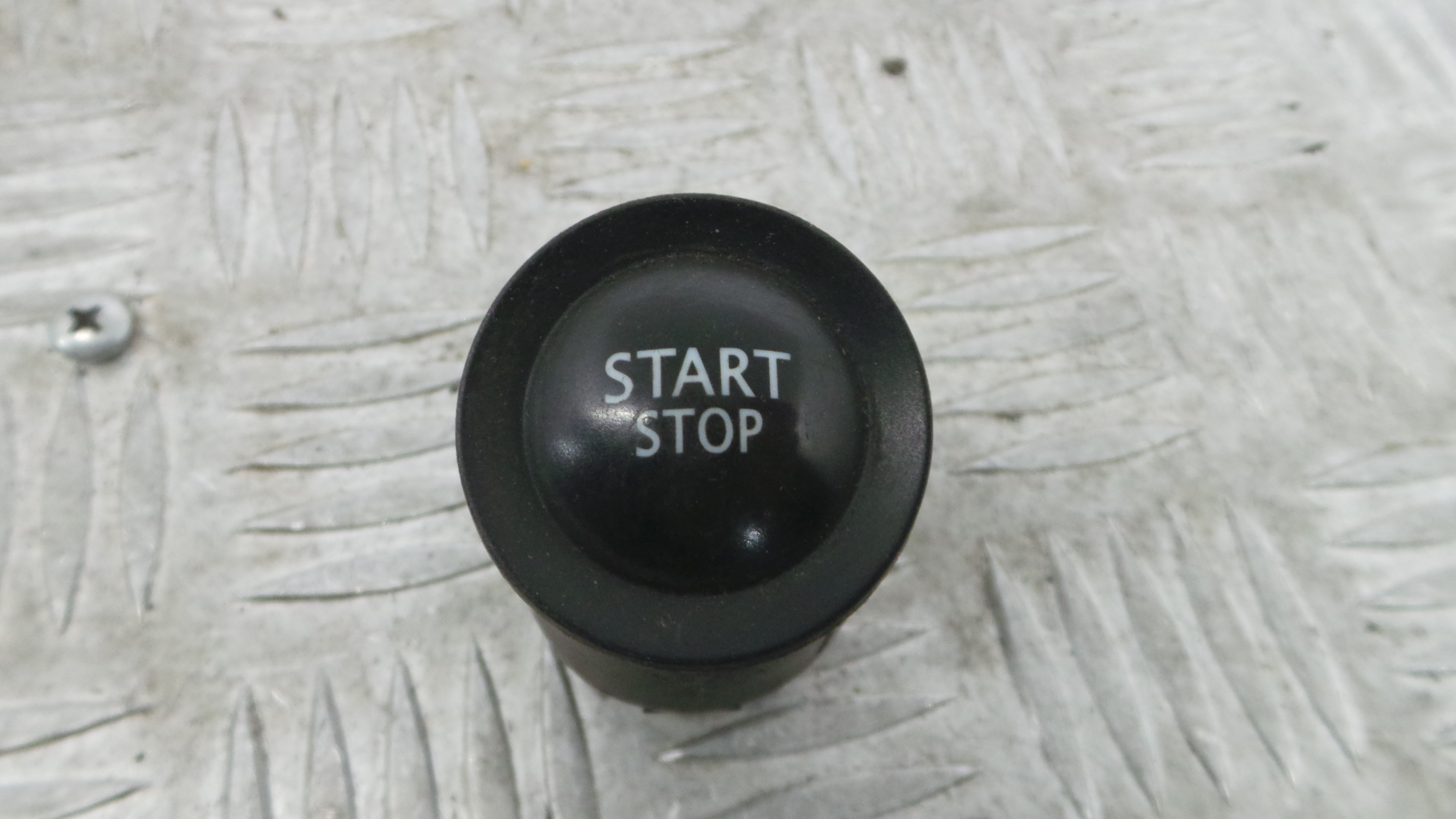 Botão Start/Stop  - RENAULT MEGANE II (BM0/1_, CM0/1_)-37043085