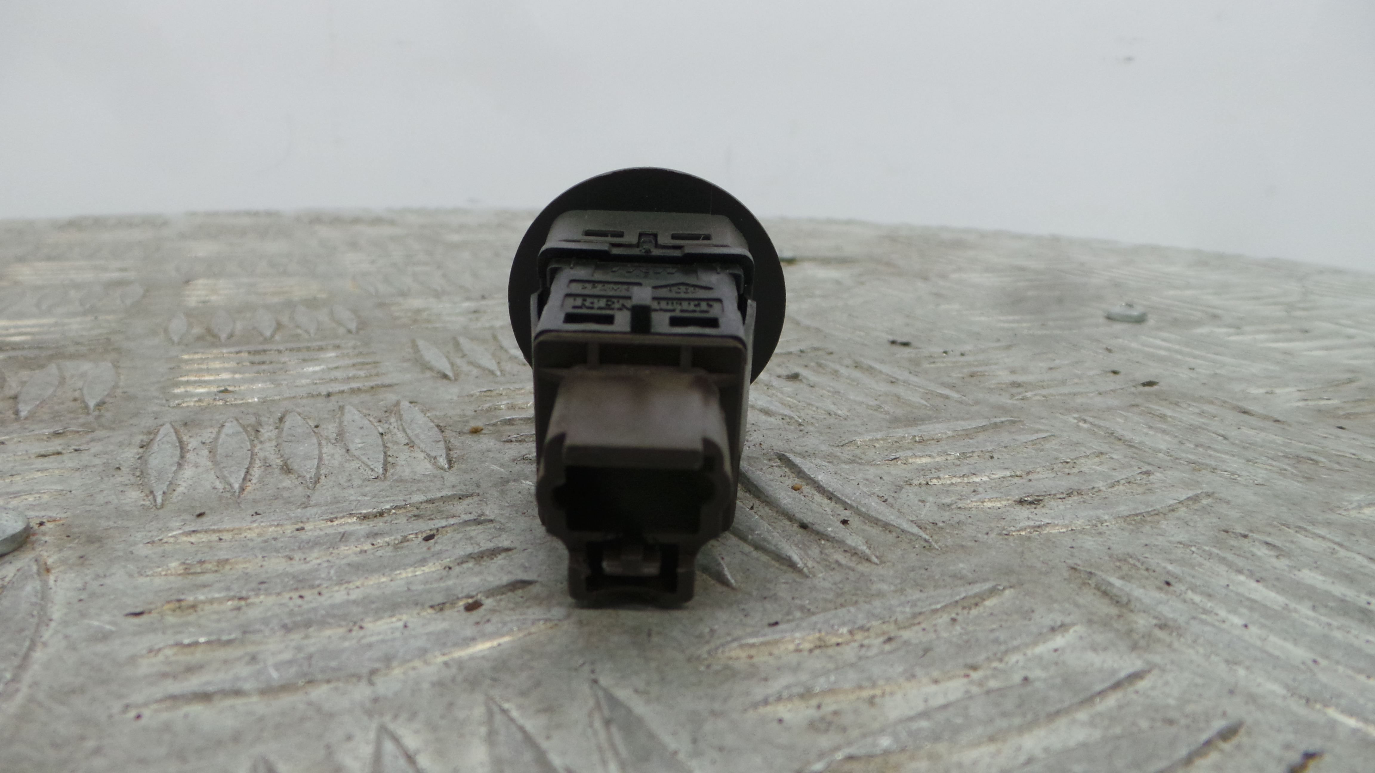 Botão Airbag Passageiro 8200169589C - RENAULT SCÉNIC III (JZ0/1_)-37043111