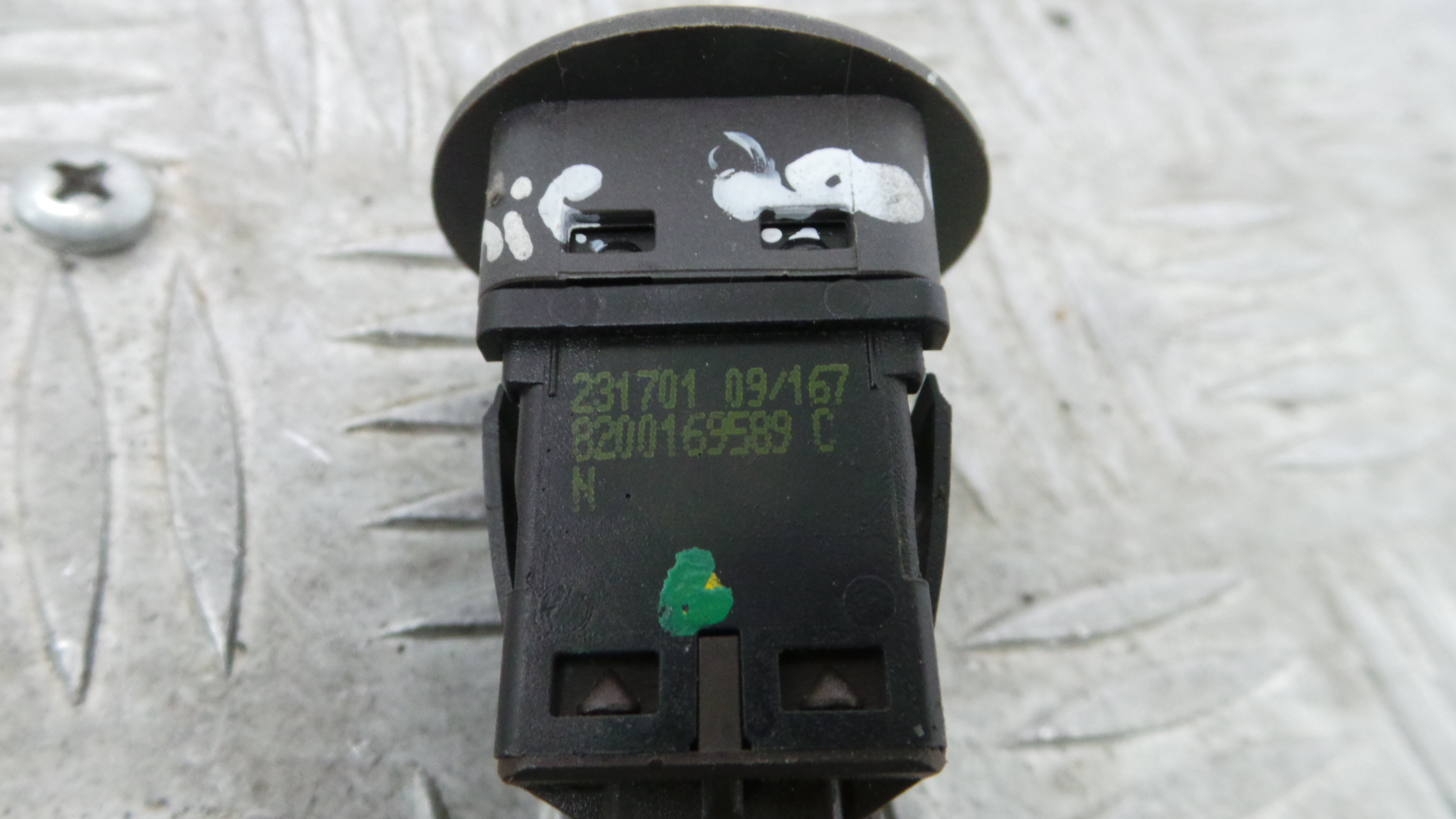 Botão Airbag Passageiro 8200169589C - RENAULT SCÉNIC III (JZ0/1_)-37043111