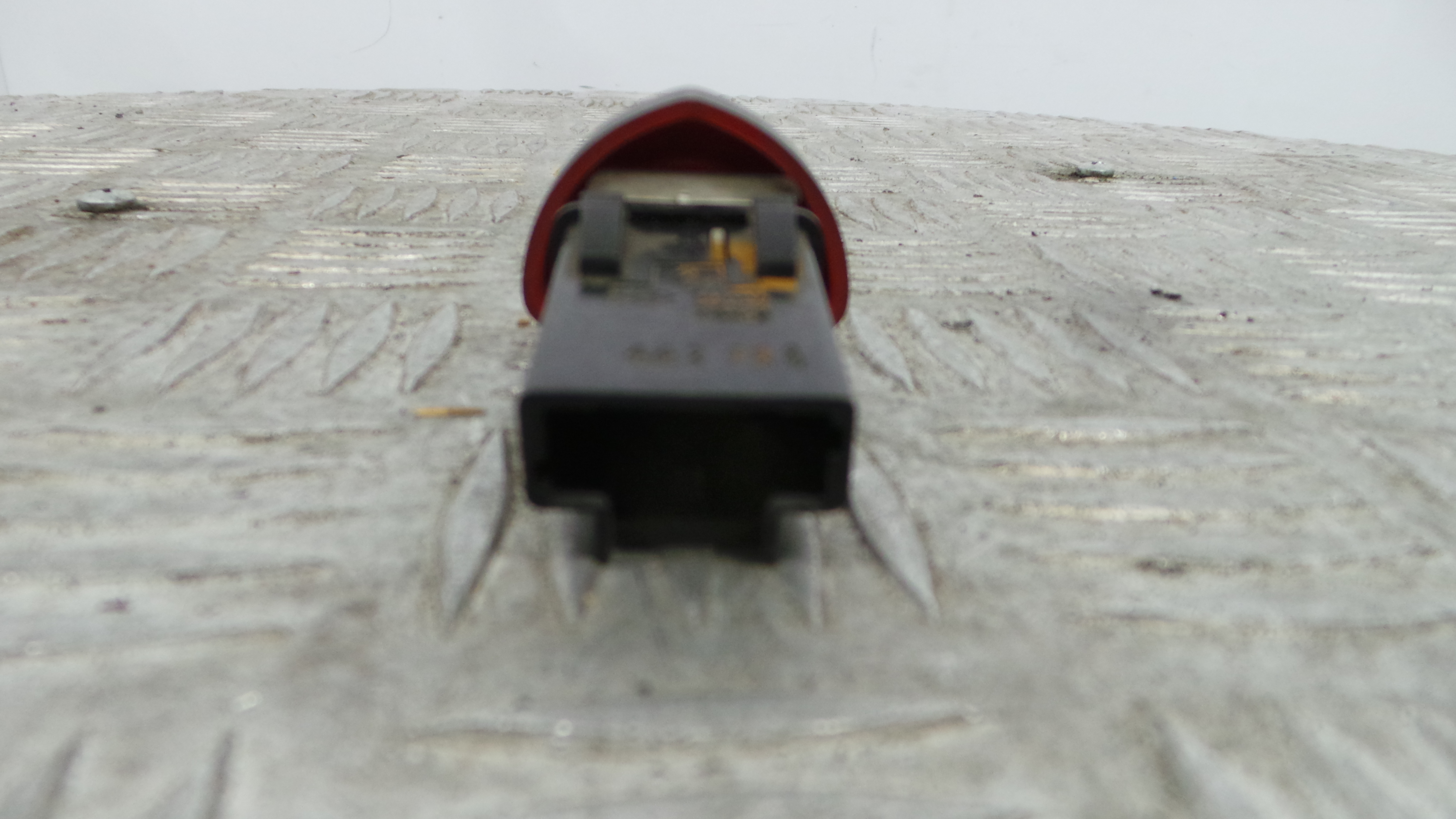 warning 4 piscas 442723 - RENAULT CLIO II (BB_, CB_), CLIO Mk II (BB_, CB_)-37043237