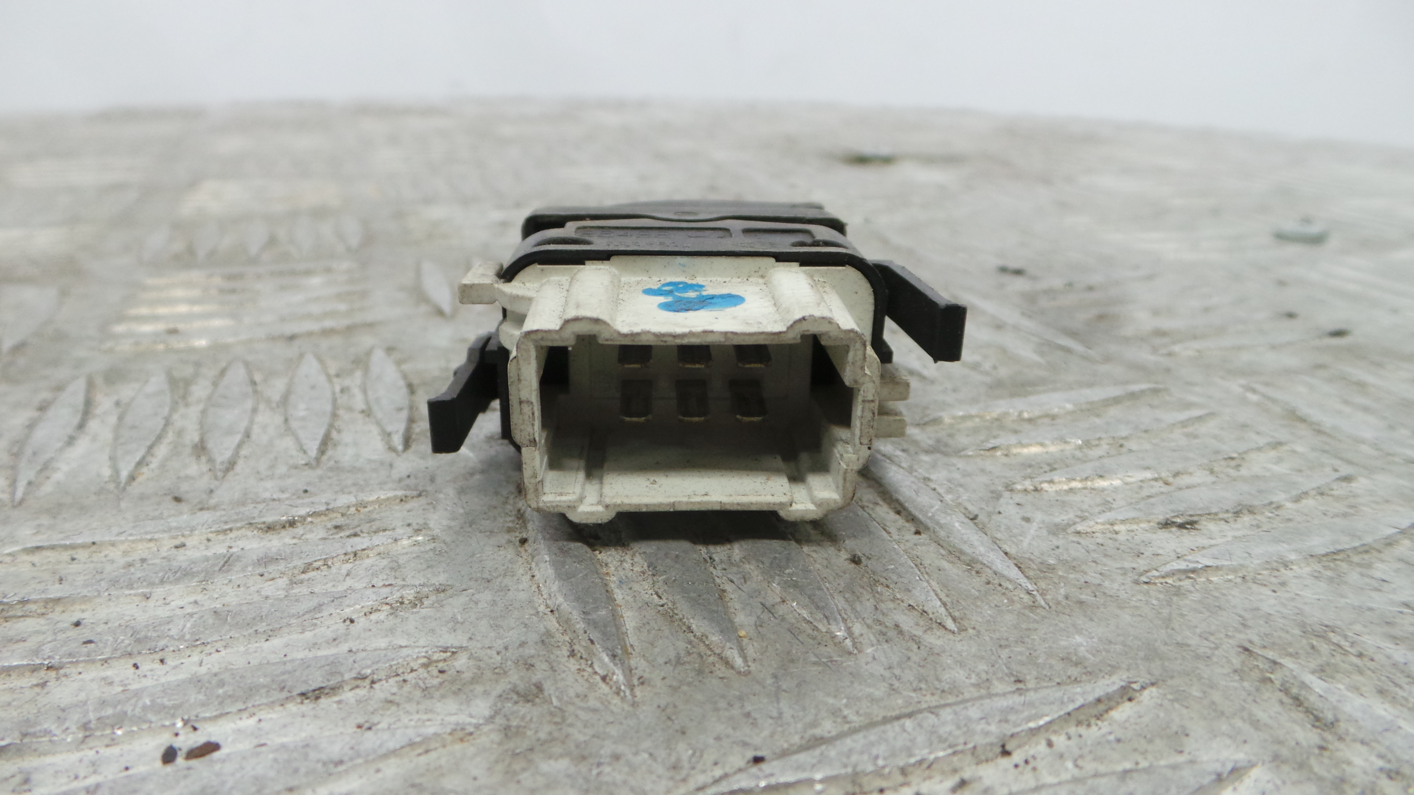 Interruptor / Comando Elevador Vidro Frente Dto - RENAULT MEGANE II (BM0/1_, CM0/1_)-37043295