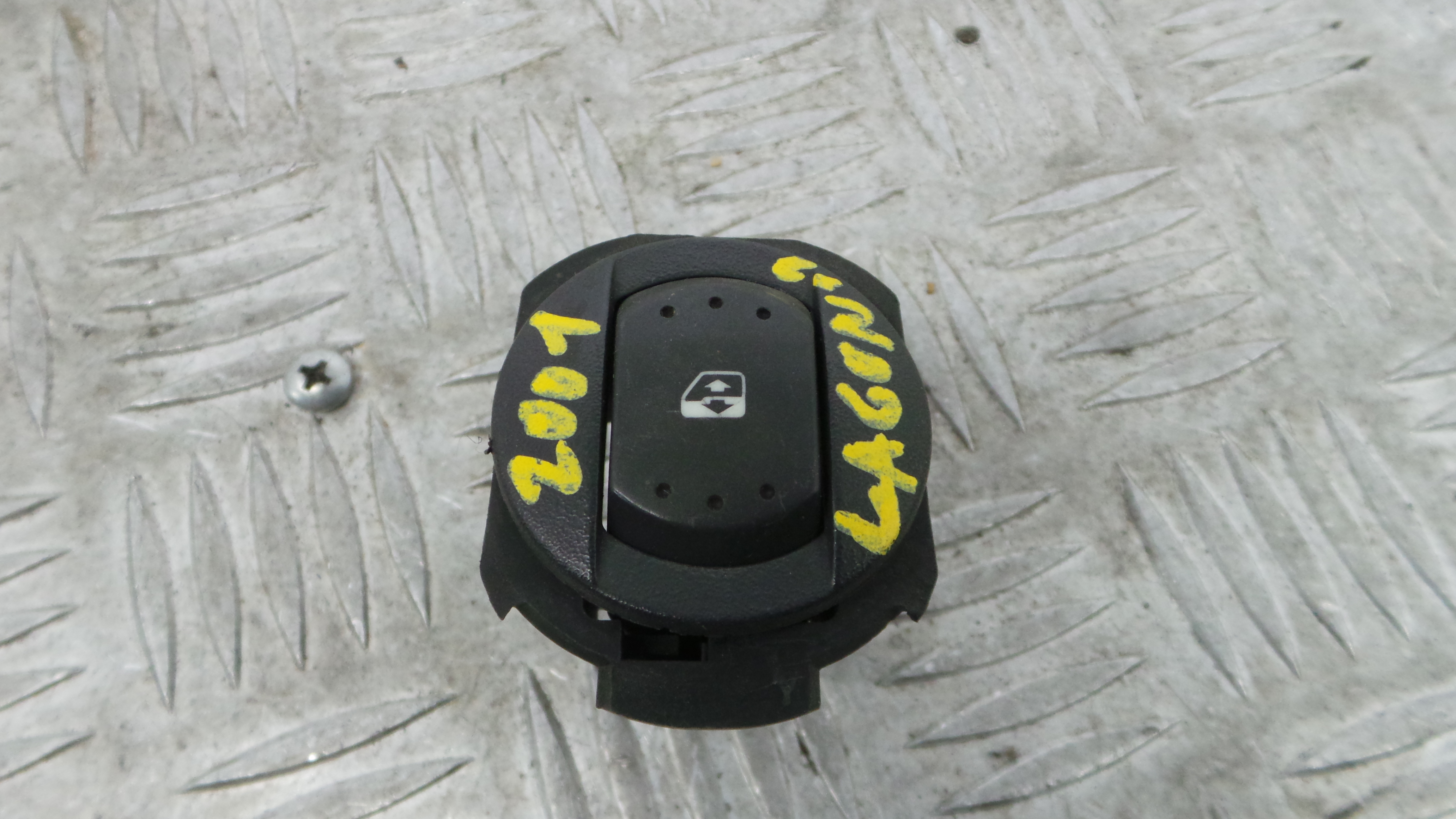 Interruptor / Comando Elevador Vidro Frente Dto   - RENAULT LAGUNA II (BG0/1_)-37043297