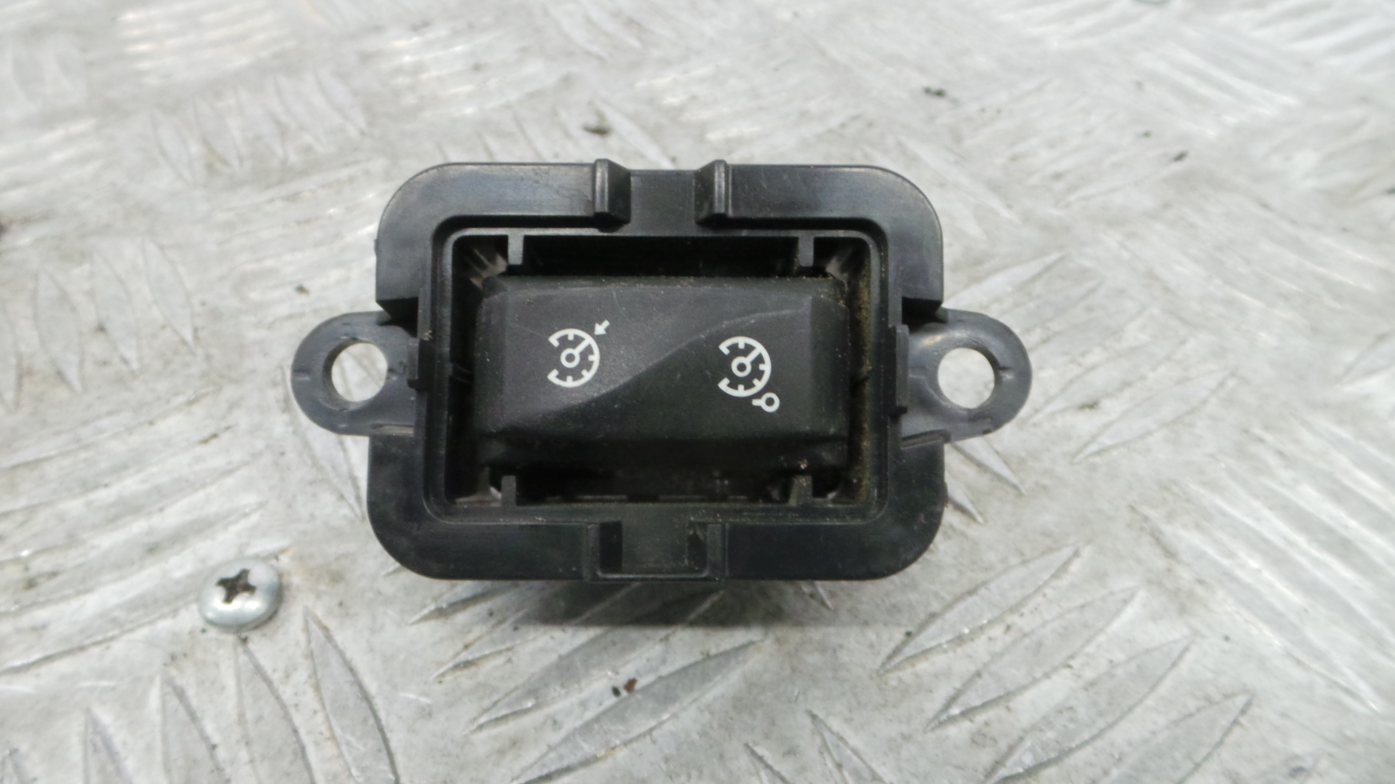 Comando do Cruise Control  - RENAULT MEGANE III Hatchback (BZ0/1_, B3_)-37043310