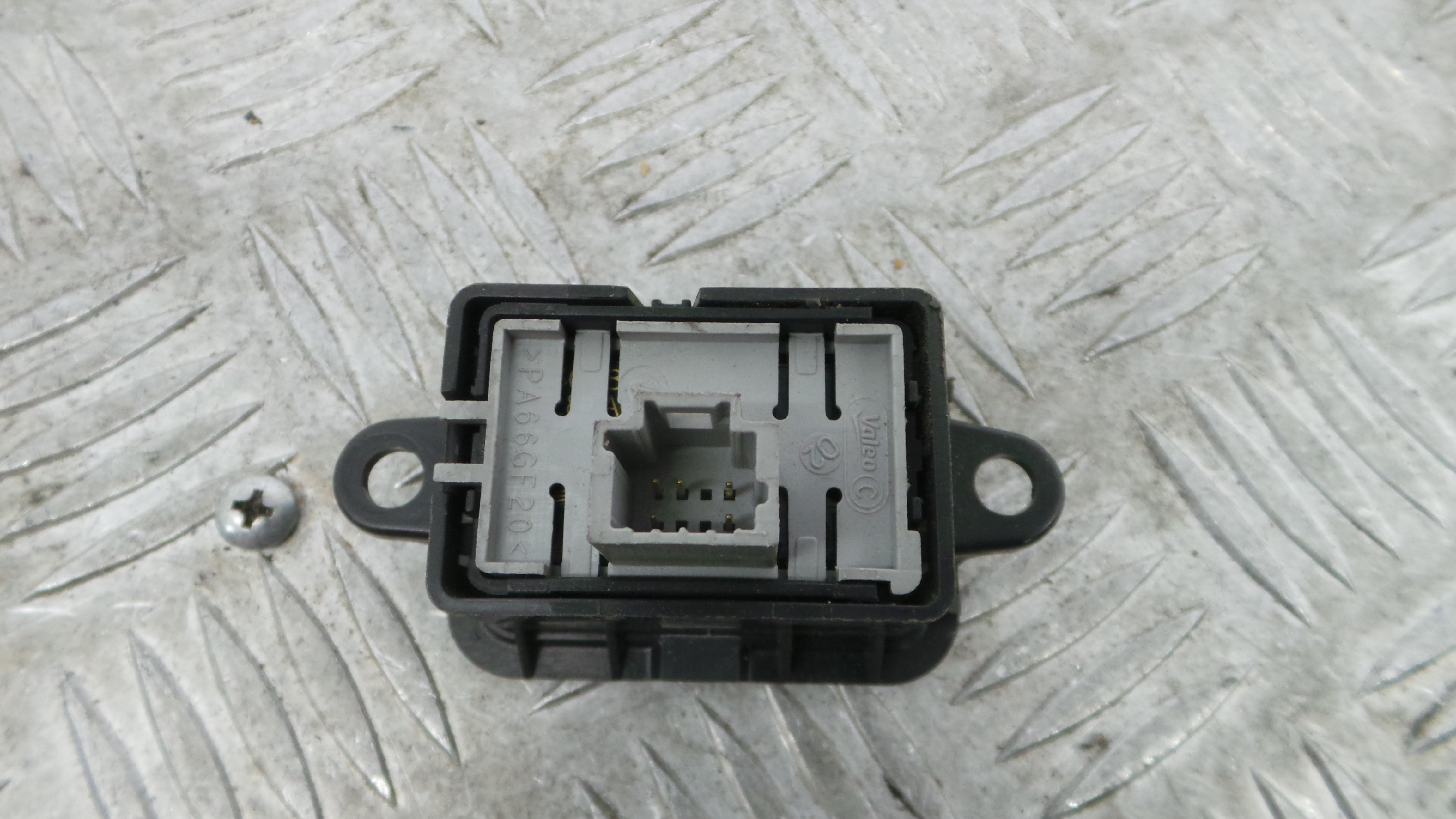 Comando do Cruise Control  - RENAULT MEGANE III Hatchback (BZ0/1_, B3_)-37043310