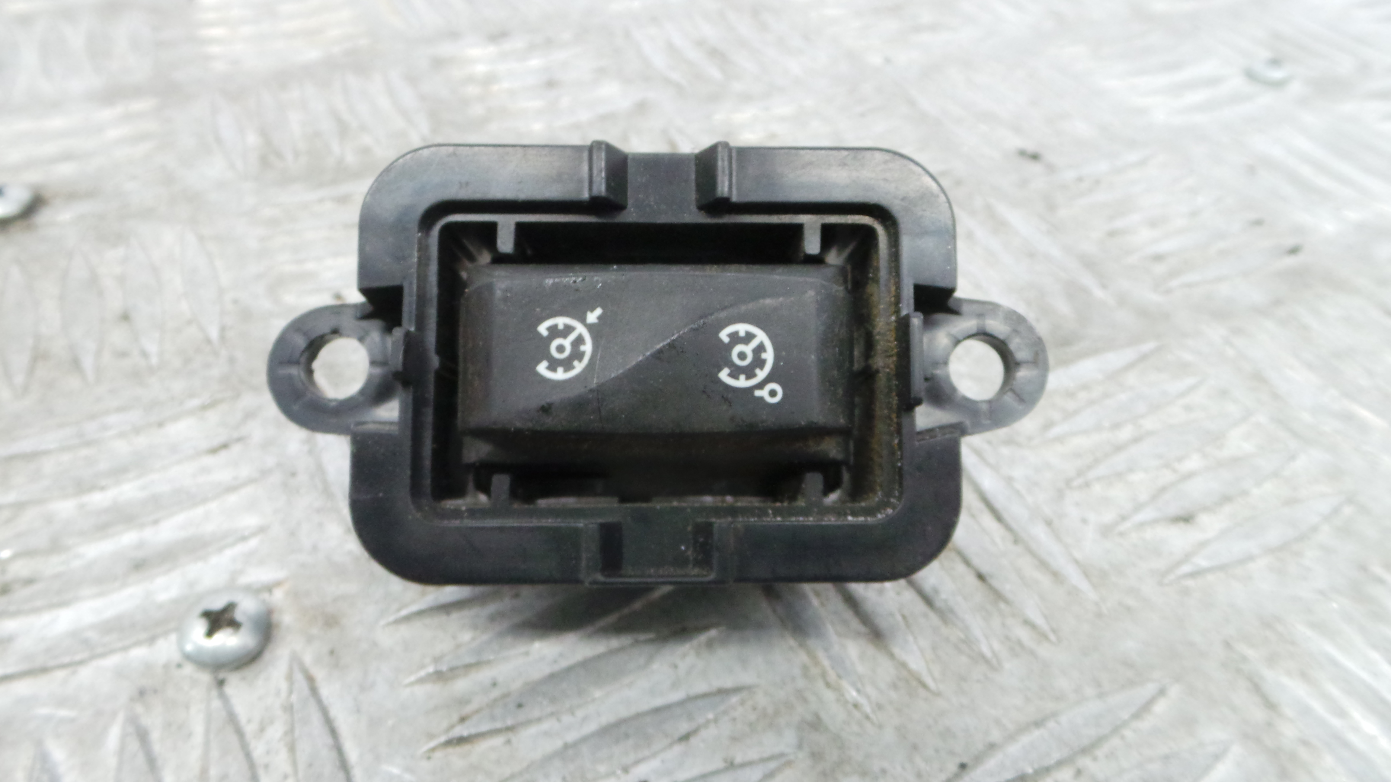 Comando do Cruise Control  - RENAULT MEGANE III Hatchback (BZ0/1_, B3_)-37043312