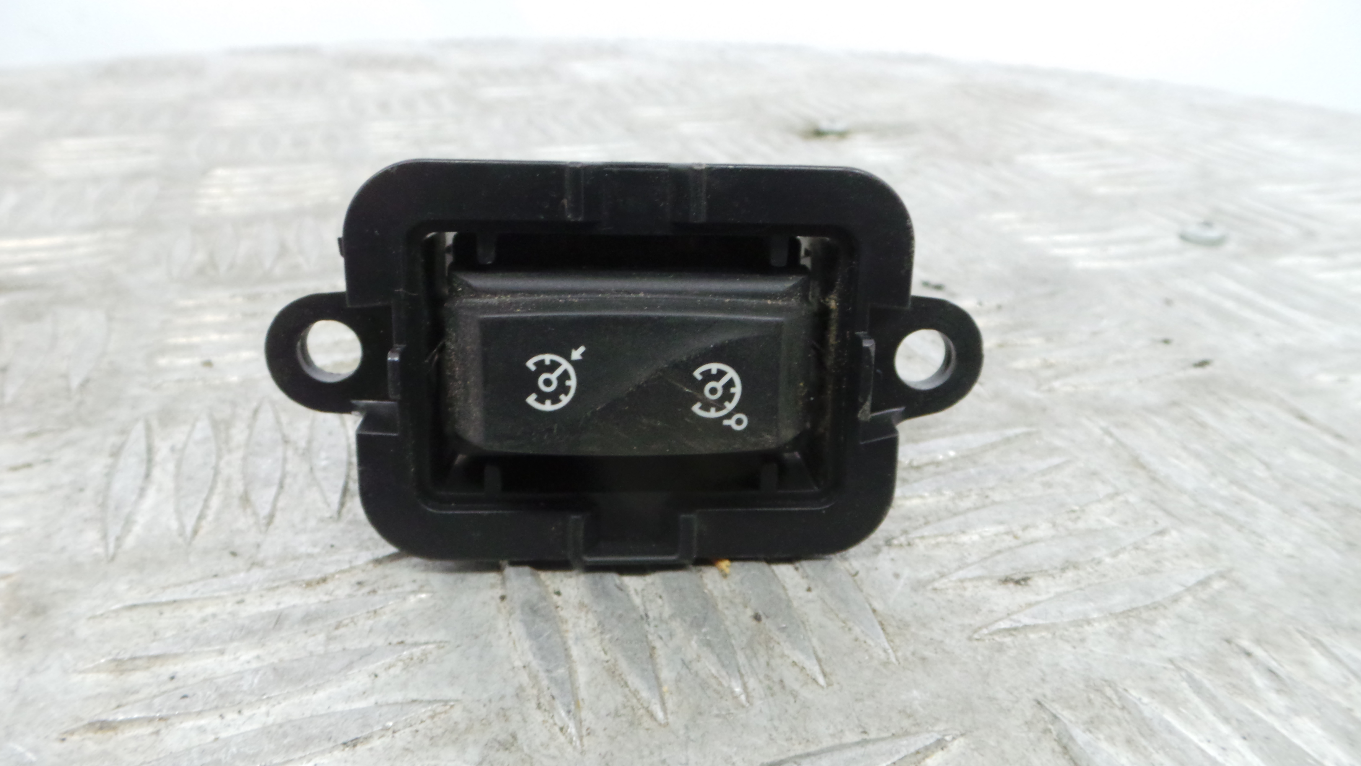 Comando do Cruise Control  - RENAULT MEGANE III Hatchback (BZ0/1_, B3_)-37043324