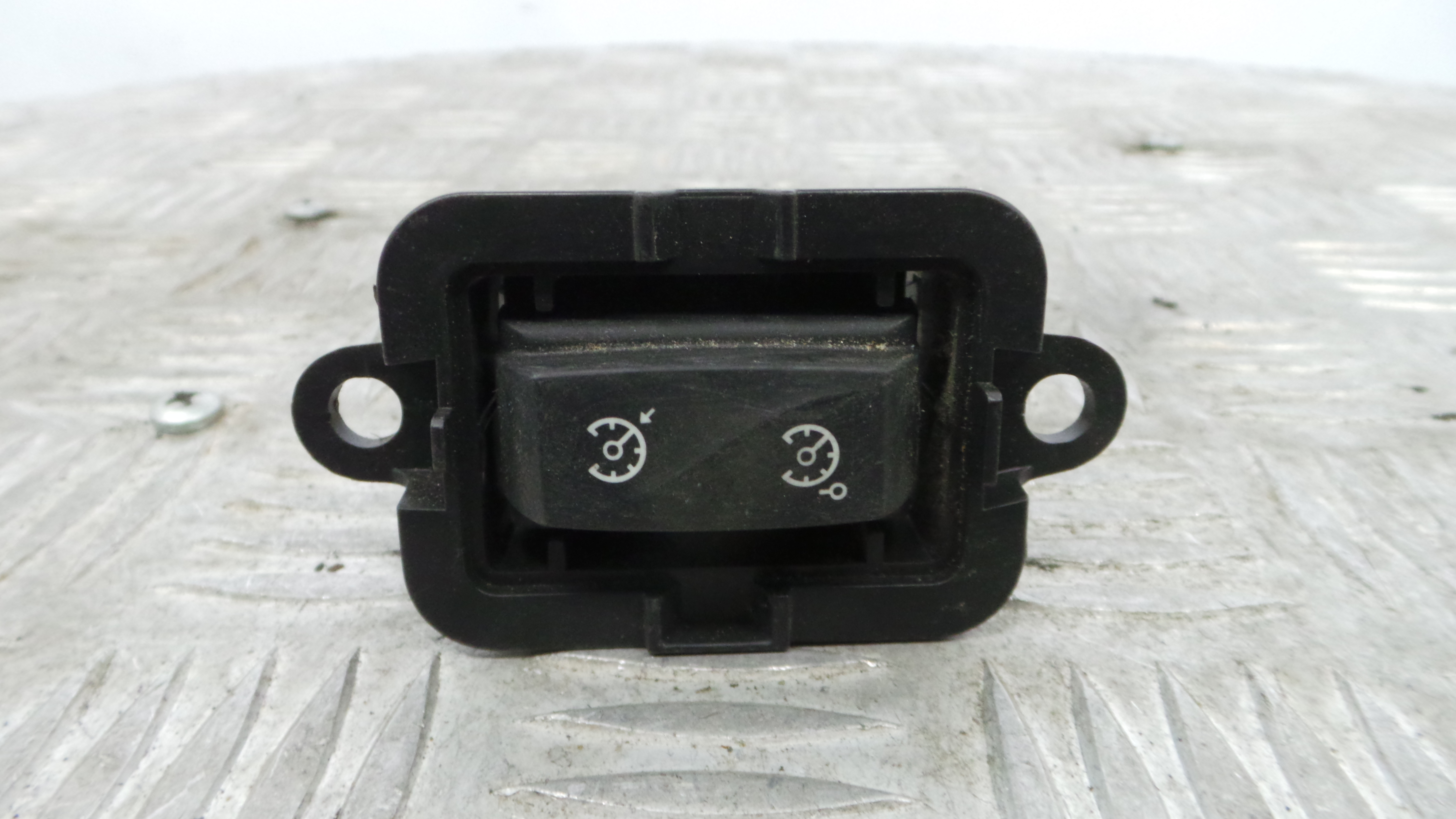 Comando do Cruise Control  - RENAULT MEGANE III Hatchback (BZ0/1_, B3_)-37043332