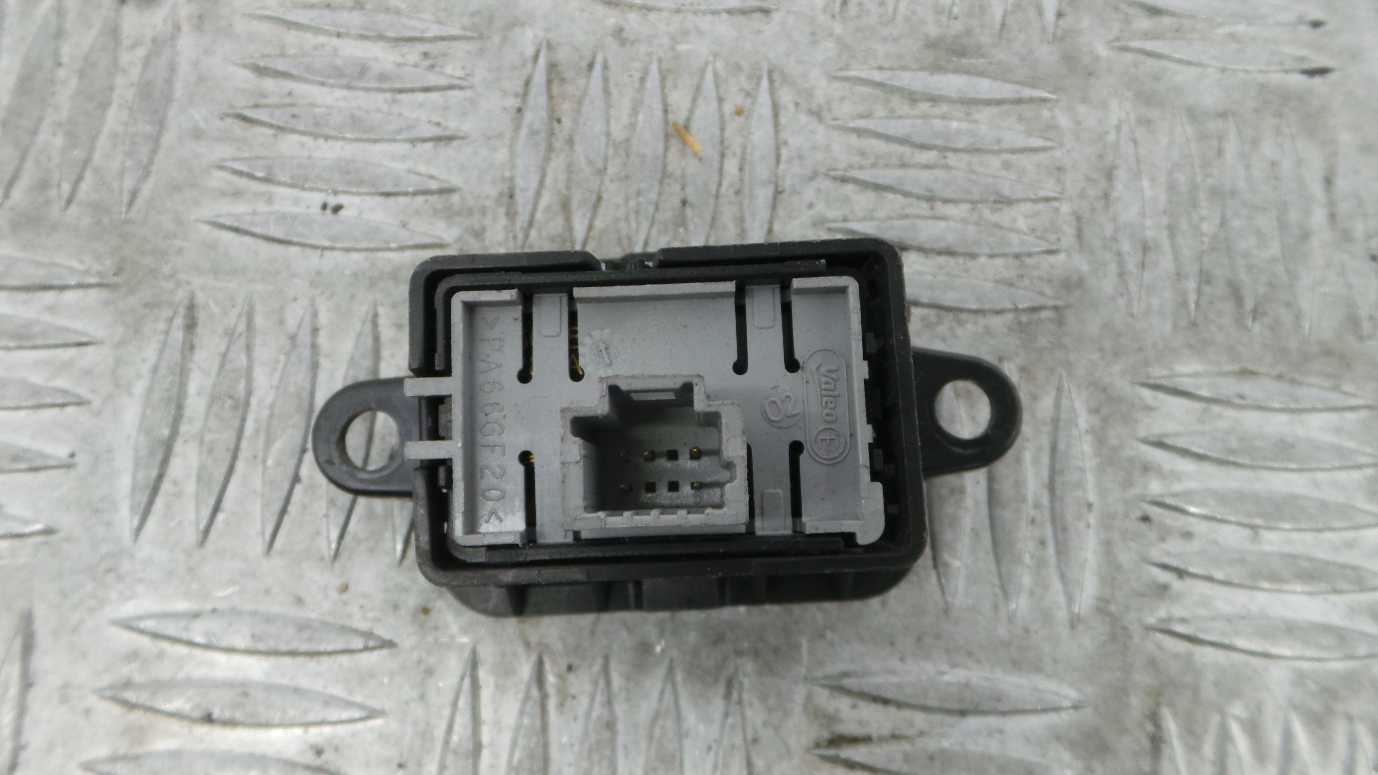 Comando do Cruise Control  - RENAULT MEGANE III Hatchback (BZ0/1_, B3_)-37043332