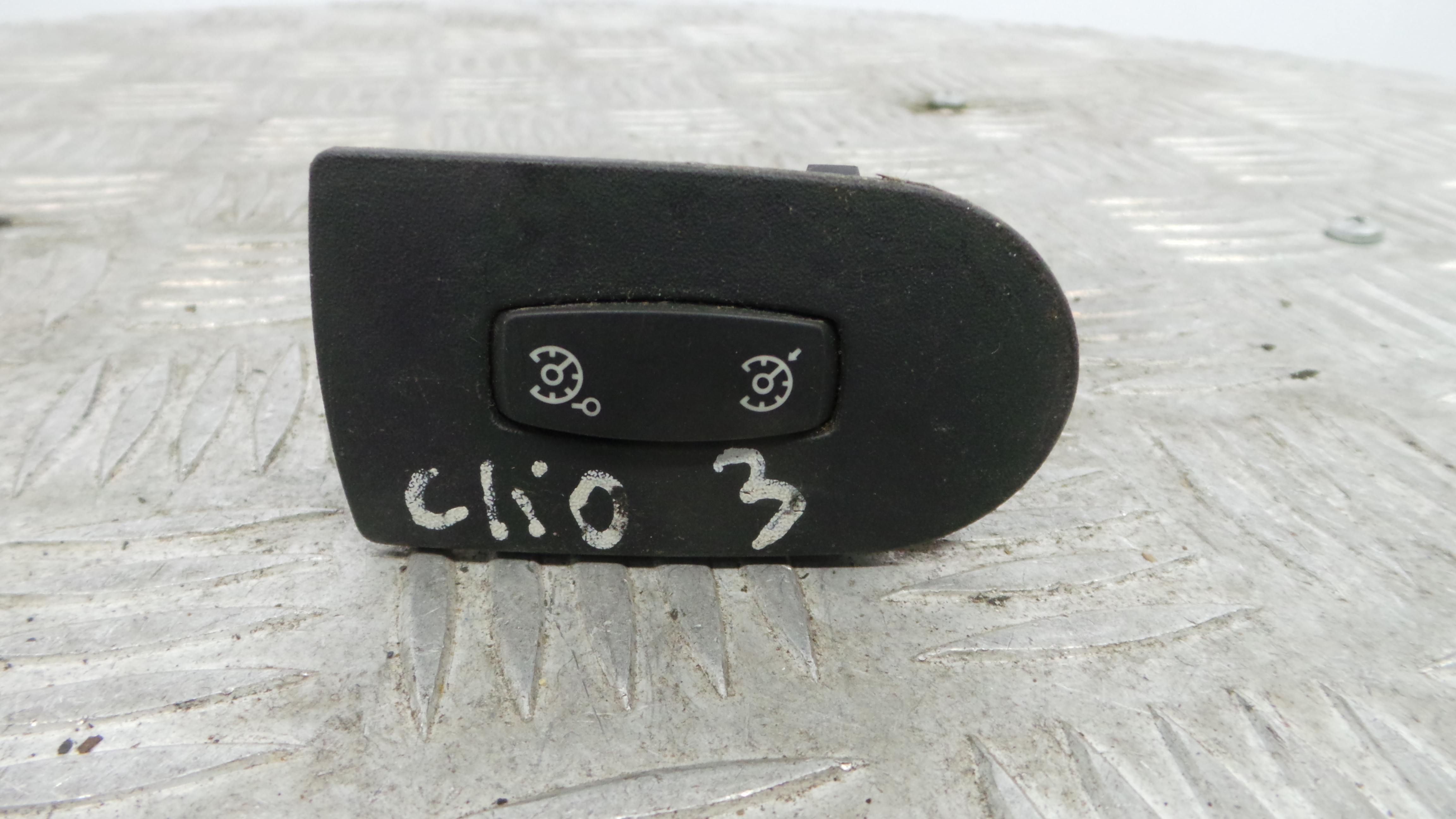 Comando do Cruise Control 8200829519 - RENAULT CLIO III (BR0/1, CR0/1)-37043349