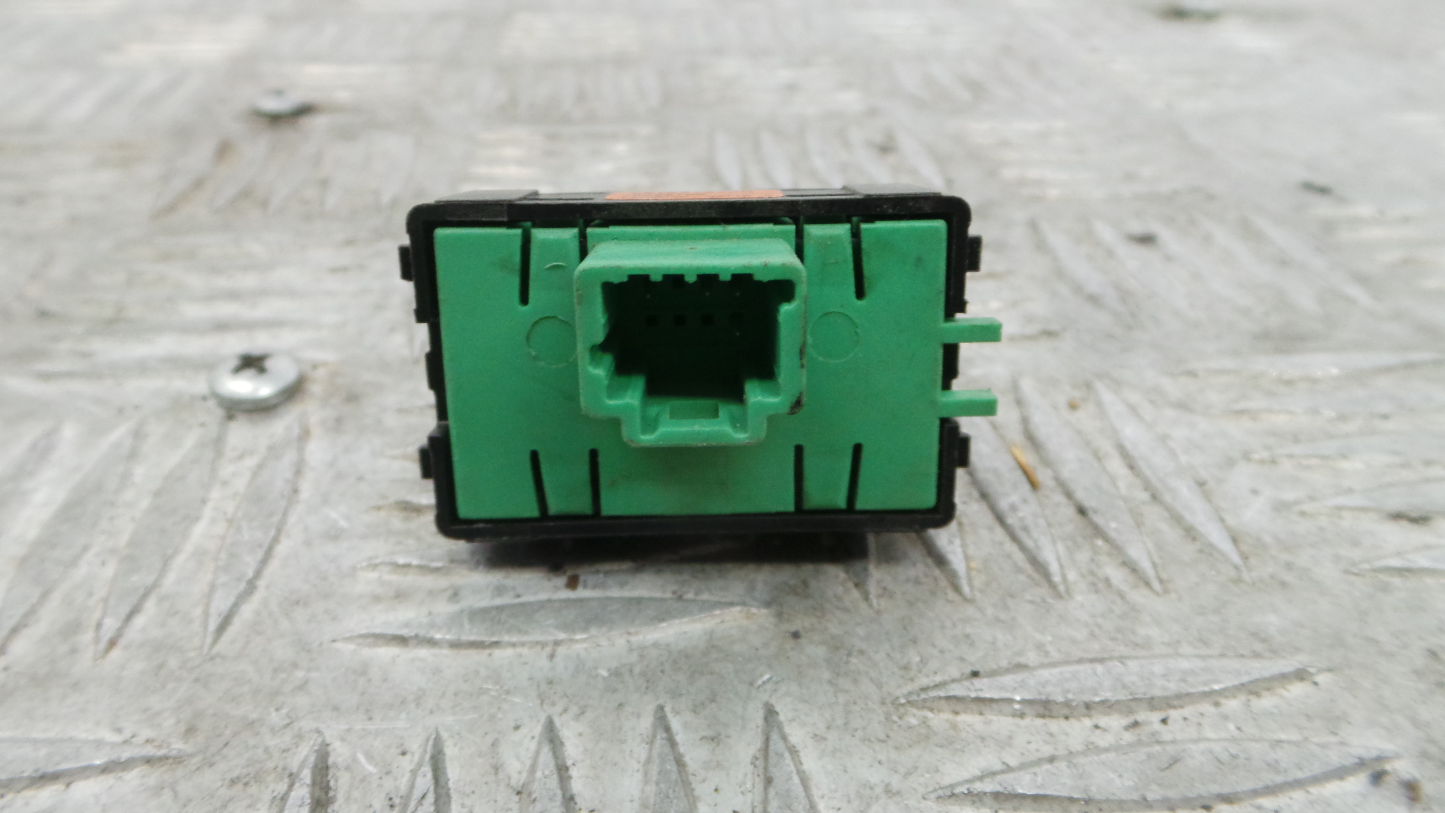 Botão Start/Stop 251537340R - RENAULT TWINGO III (BCM_, BCA_)-37044120