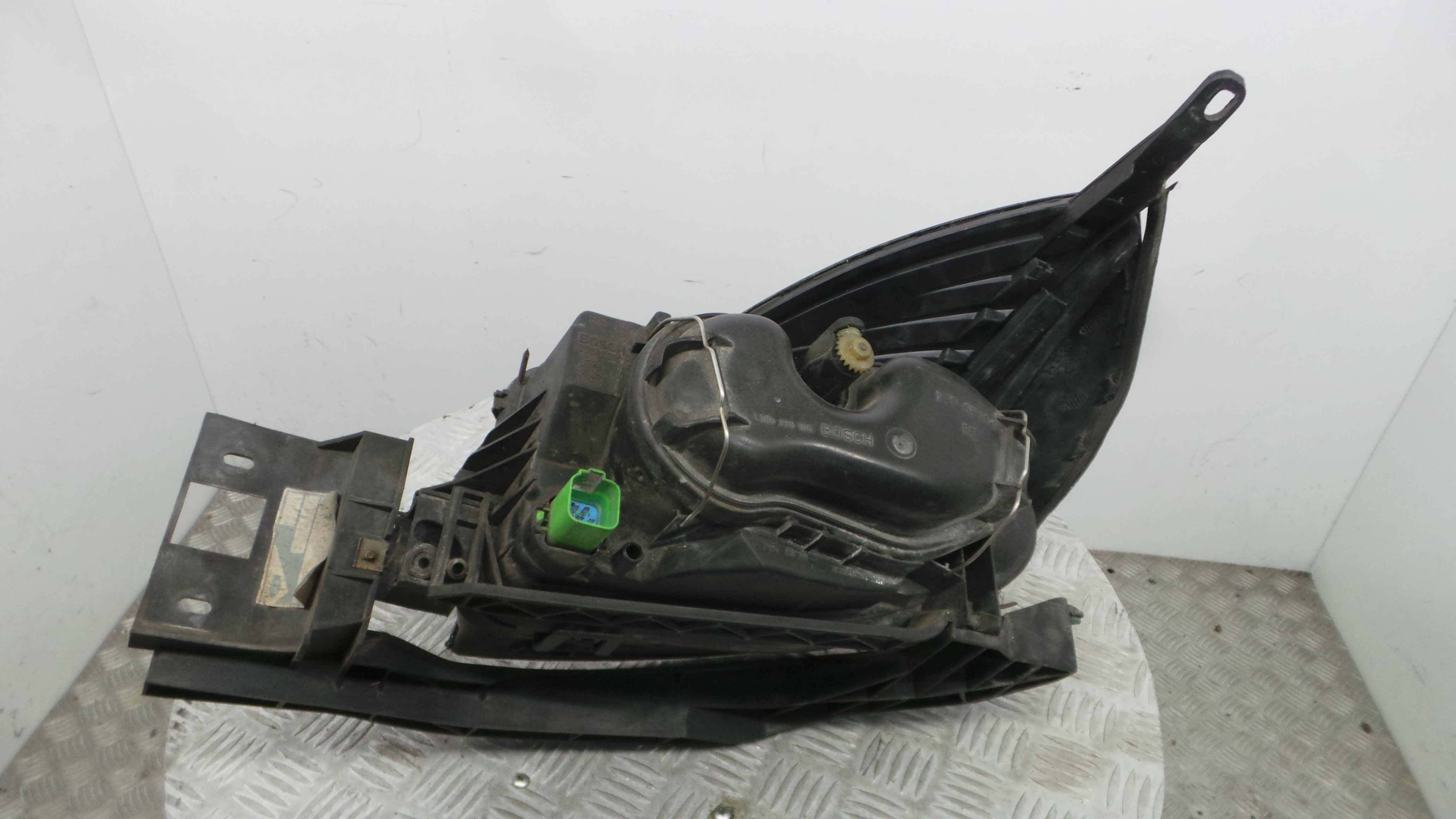 Ótica Dto 1305232138 - FORD PUMA (EC_)-37044816