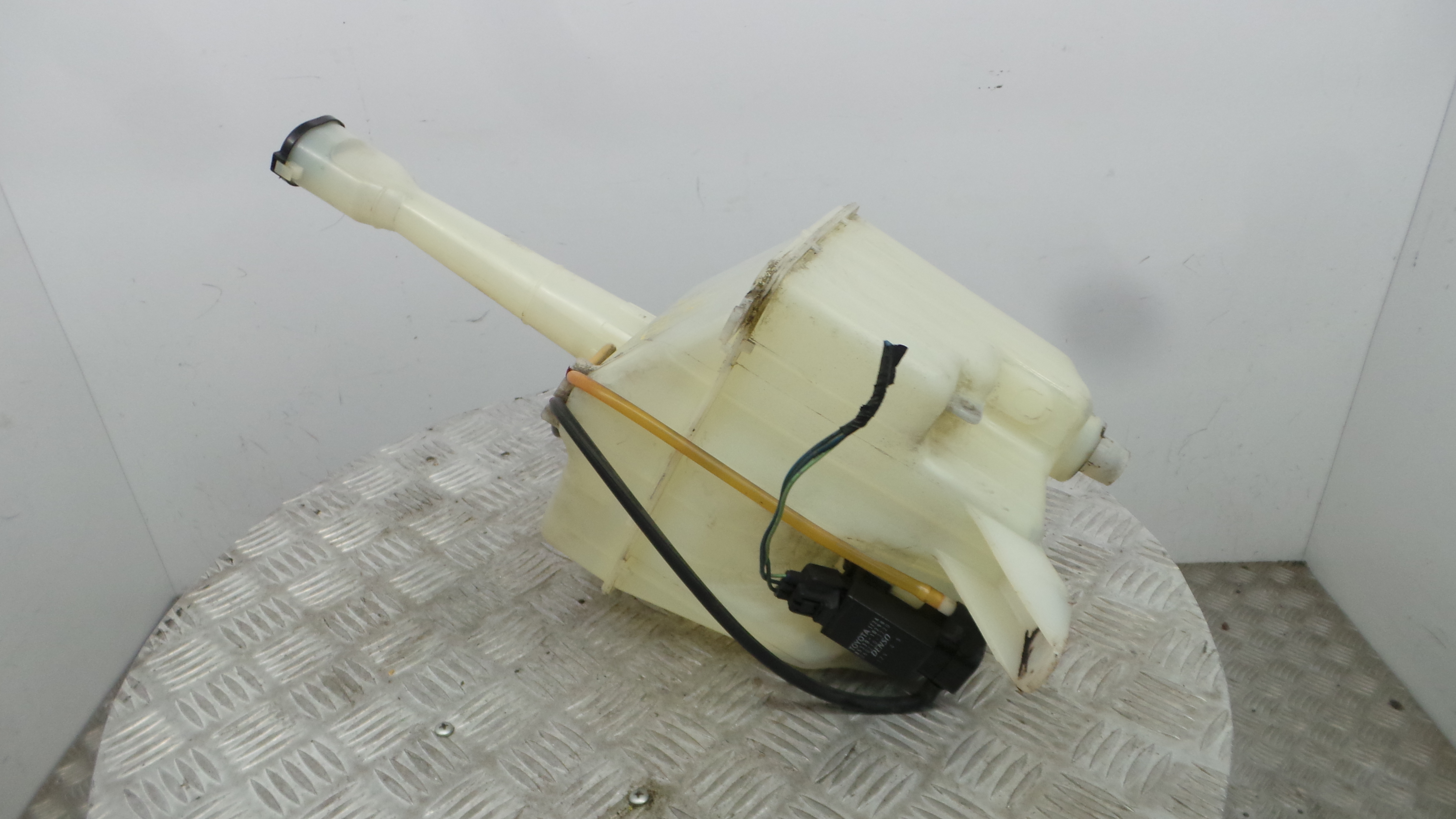 Deposito Reservatório Limpa Vidros Para Brisas 060351-833 - TOYOTA HIACE IV Caixa (__H1_, __H2_)-37045369