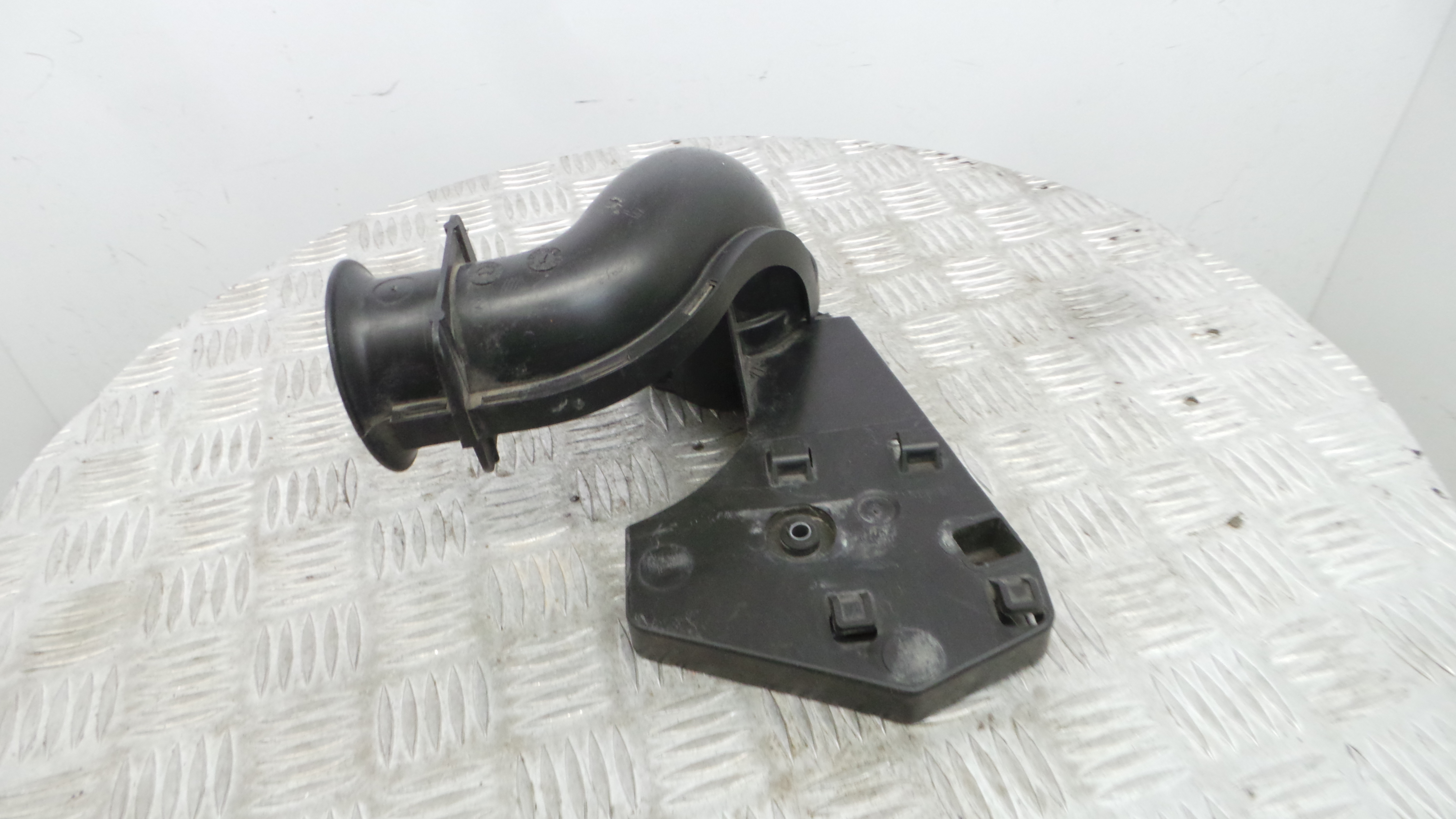 Tubo Caixa Filtro Ar 9681774380 - PEUGEOT PARTNER Caixa/monovolume-37045375