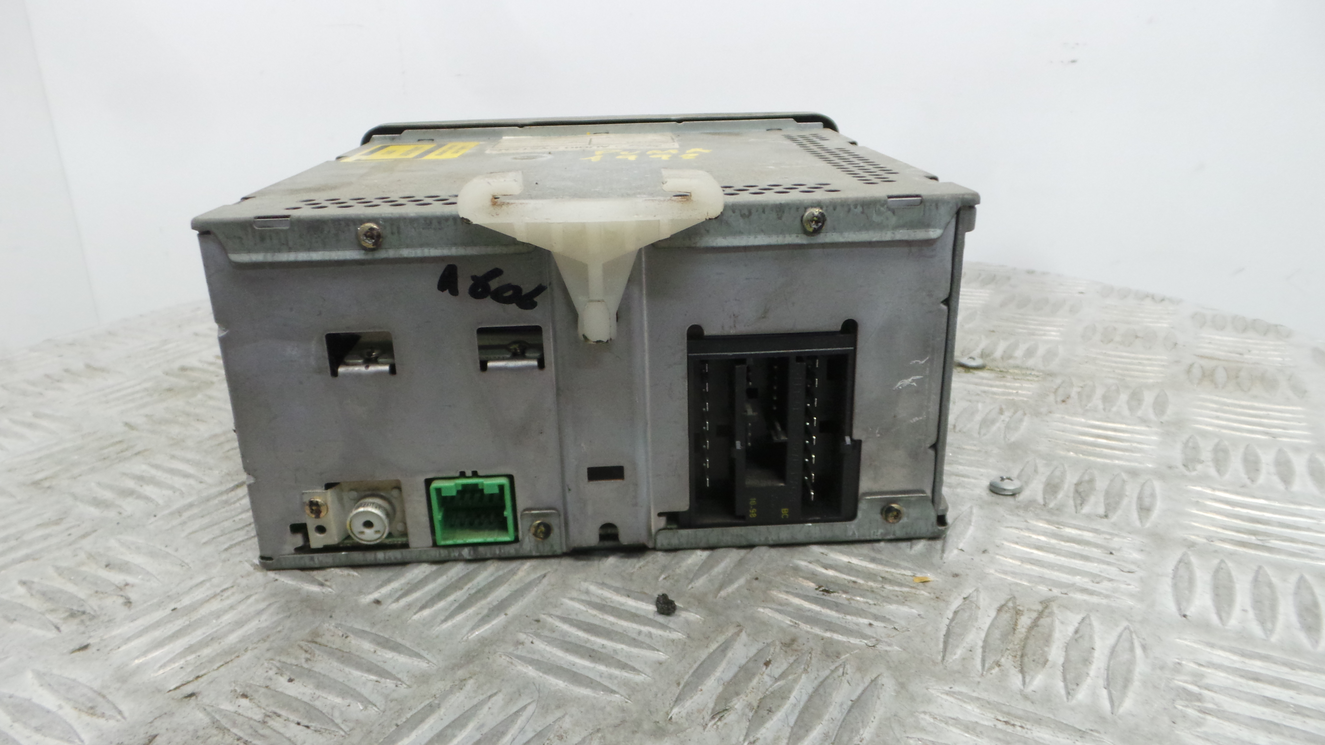 Auto-rádios 98AP-18C815-CA - FORD PUMA (EC_)-37045393