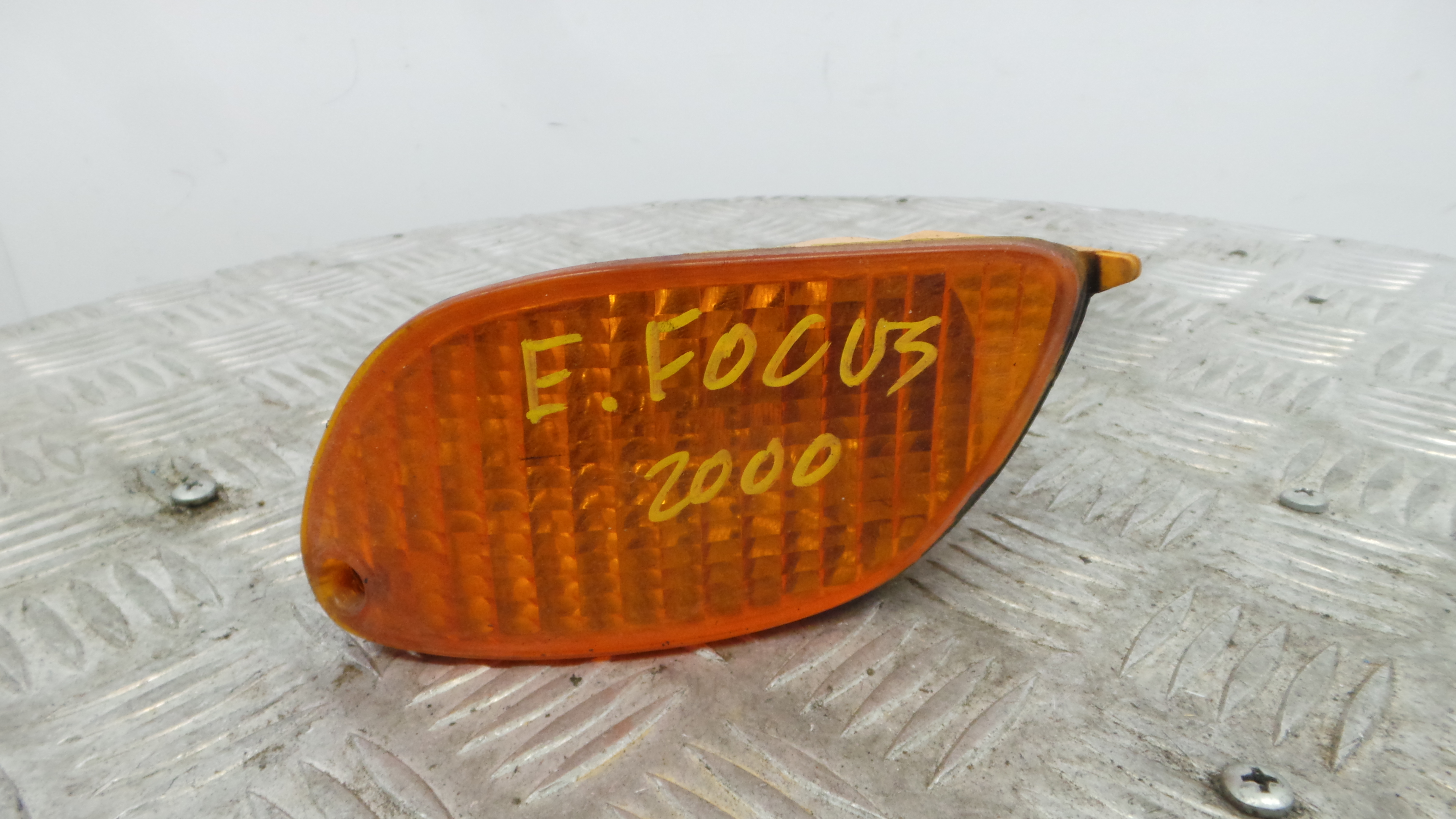 Farolim de Pisca Frente Esq 1219836 - FORD FOCUS I (DAW, DBW)-37045448