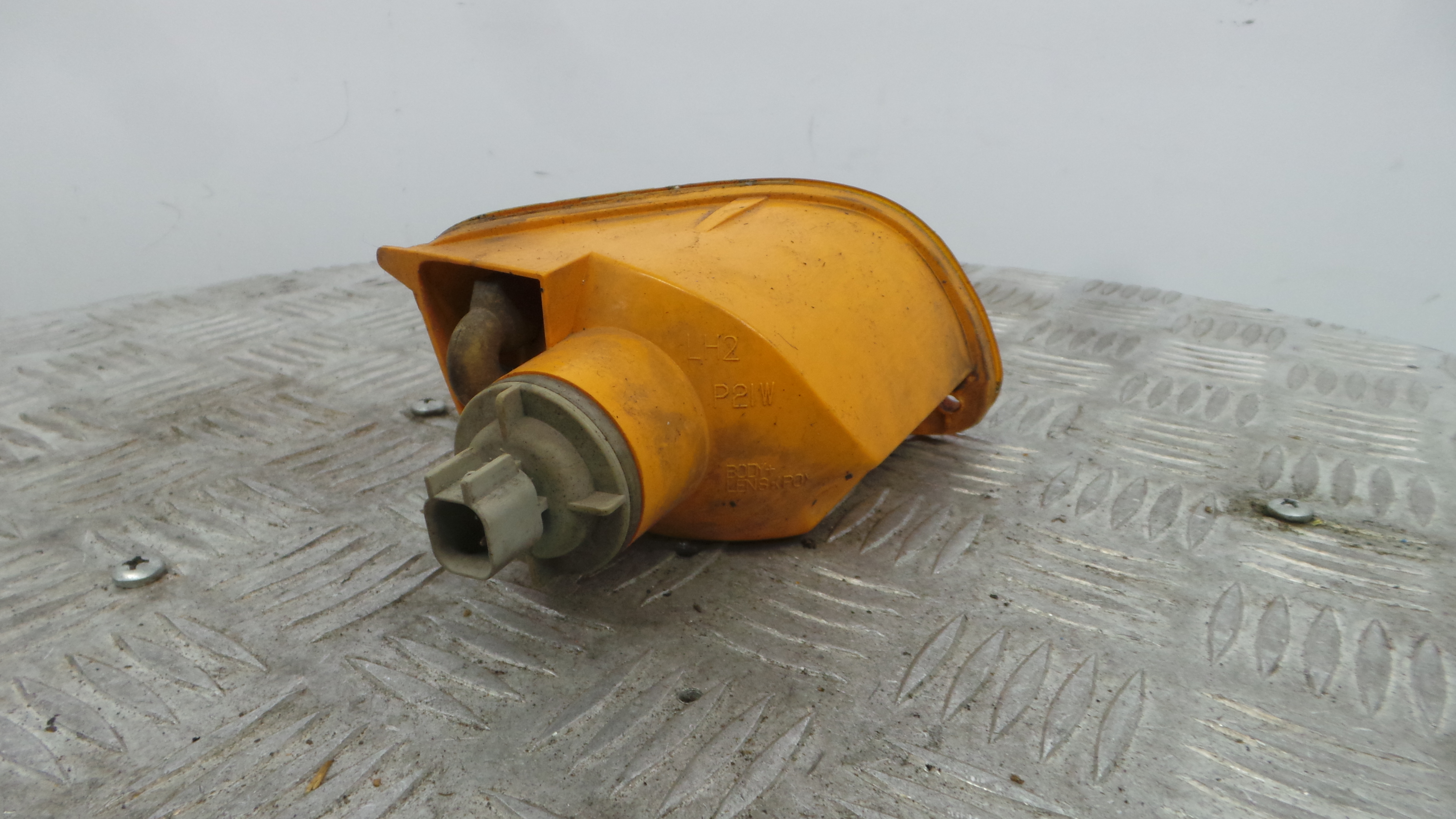 Farolim de Pisca Frente Esq 1219836 - FORD FOCUS I (DAW, DBW)-37045448