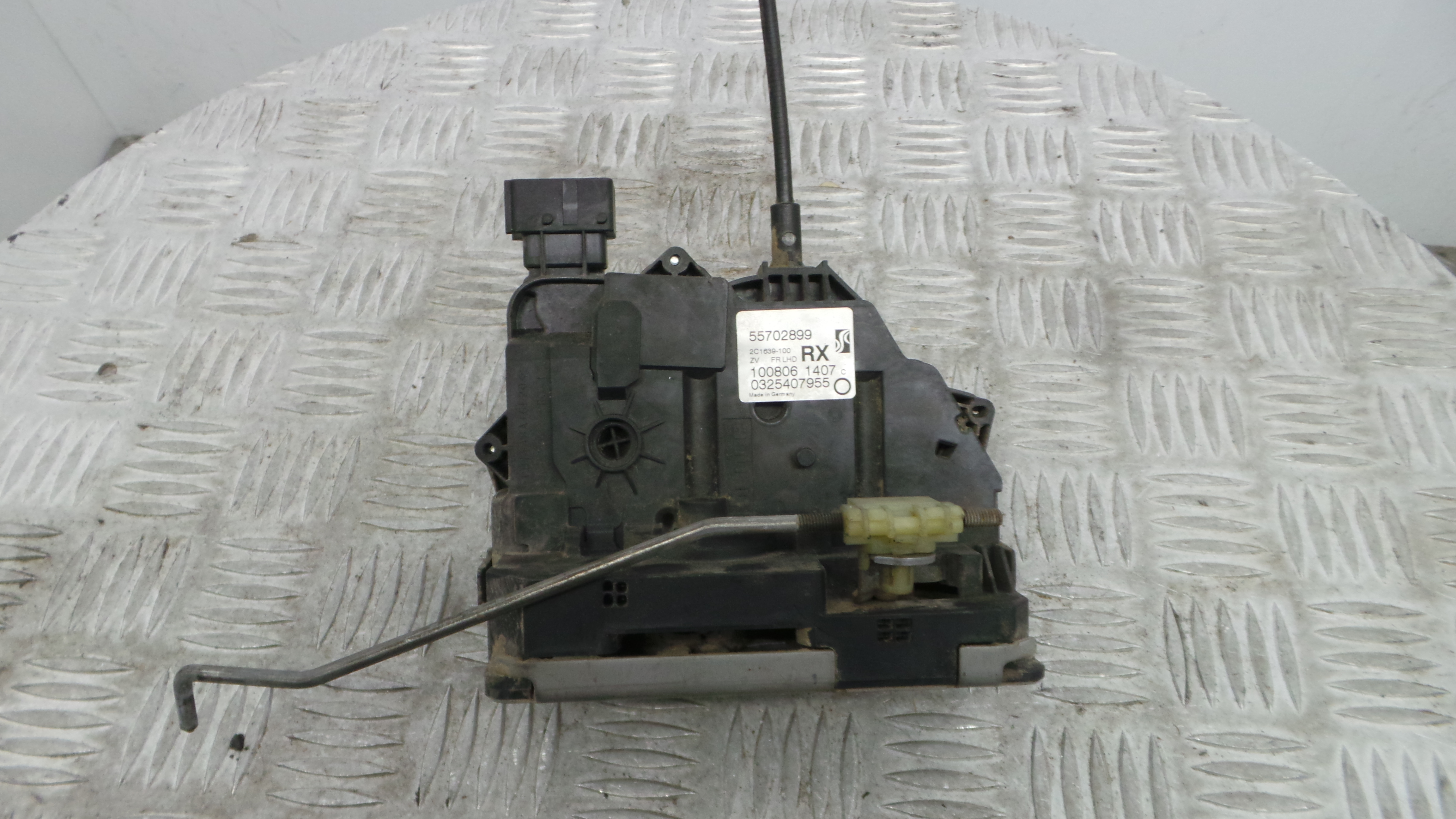 Fecho da Porta Dto 55702899 - OPEL CORSA D (S07)-37045544