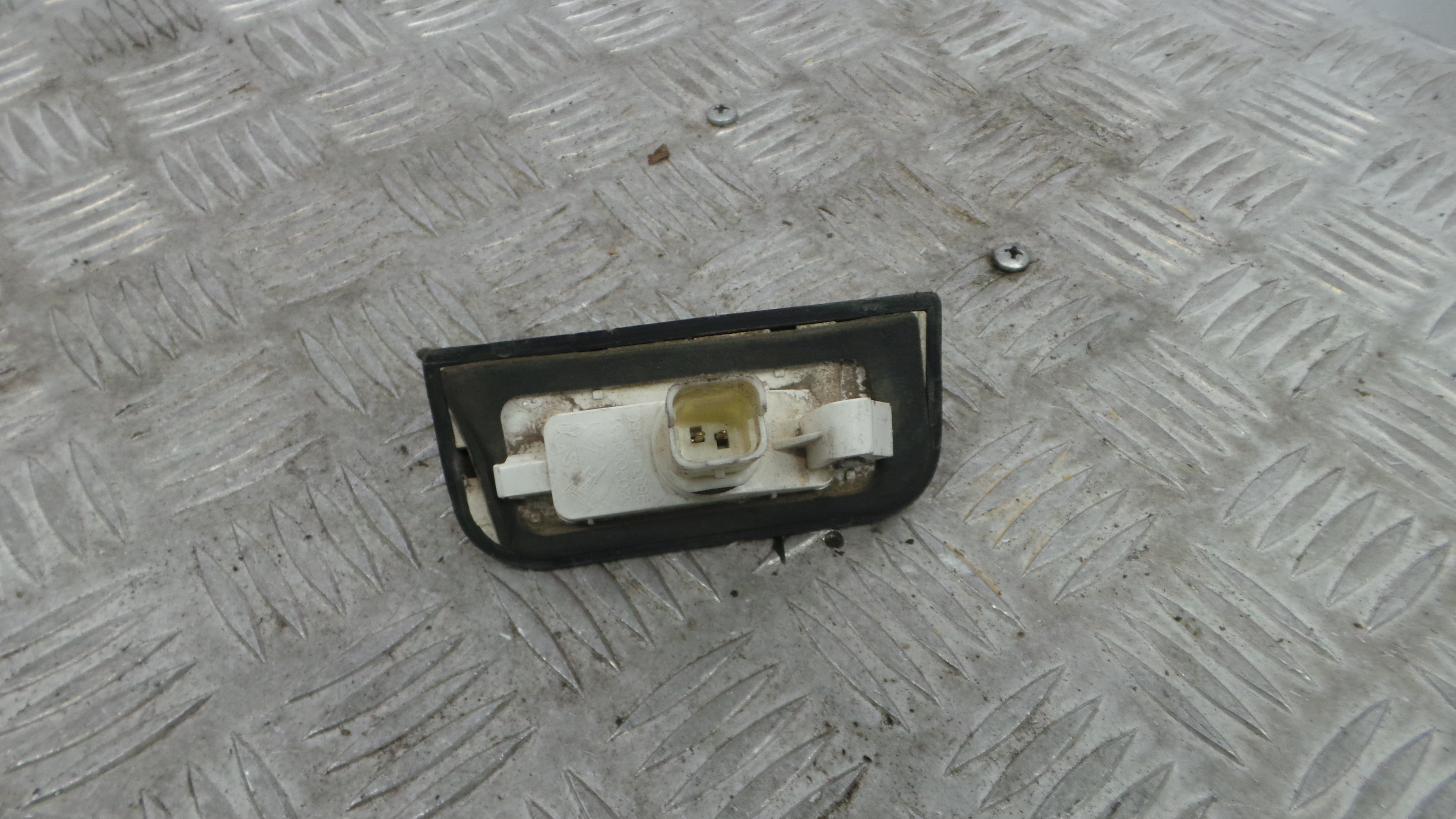 Luz de Matricula 9683421680 - PEUGEOT PARTNER Caixa/monovolume-37045825