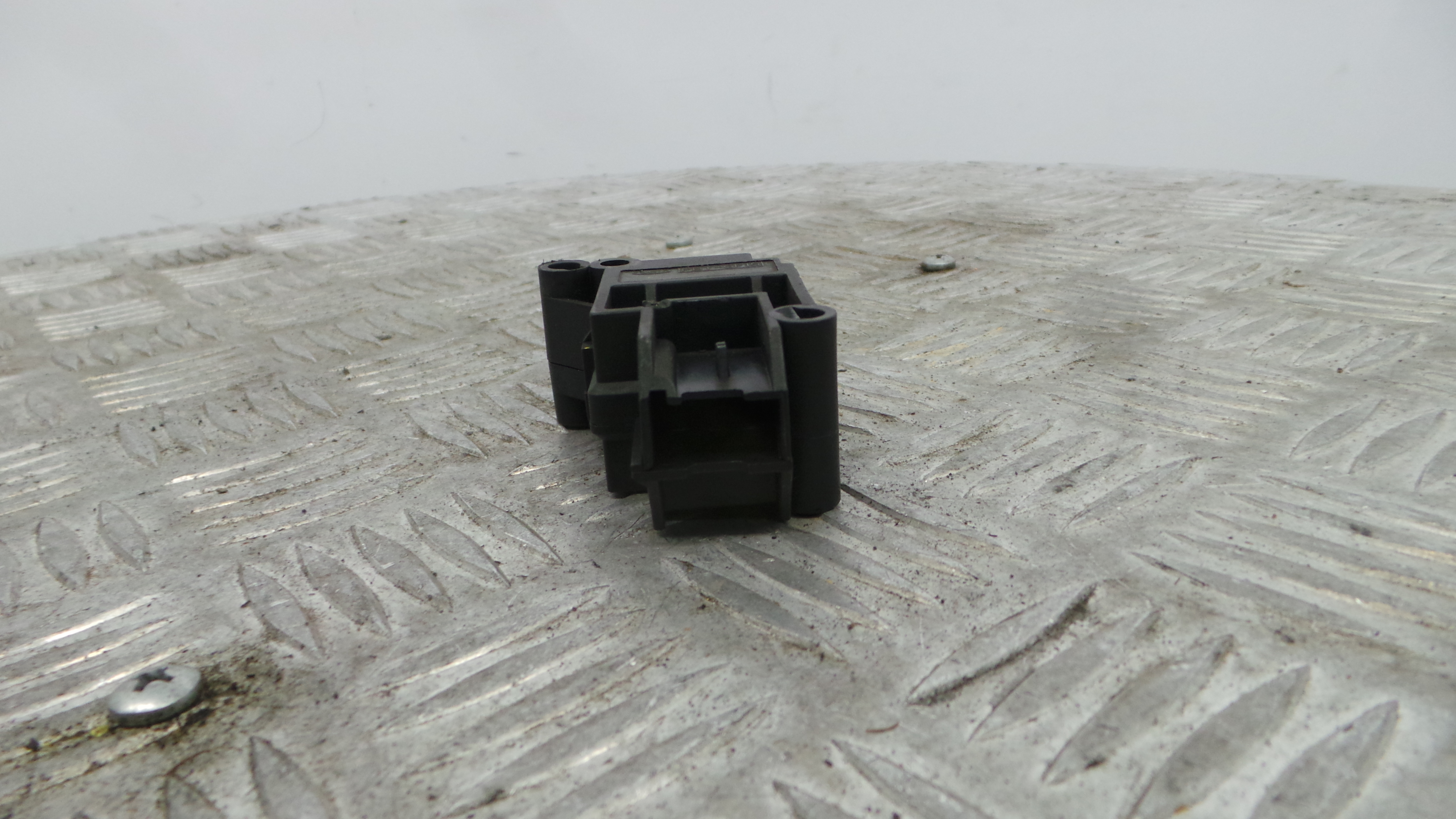 Interruptor Botão Inercia XM4T-9341-AA - FORD FOCUS I (DAW, DBW)-37046014