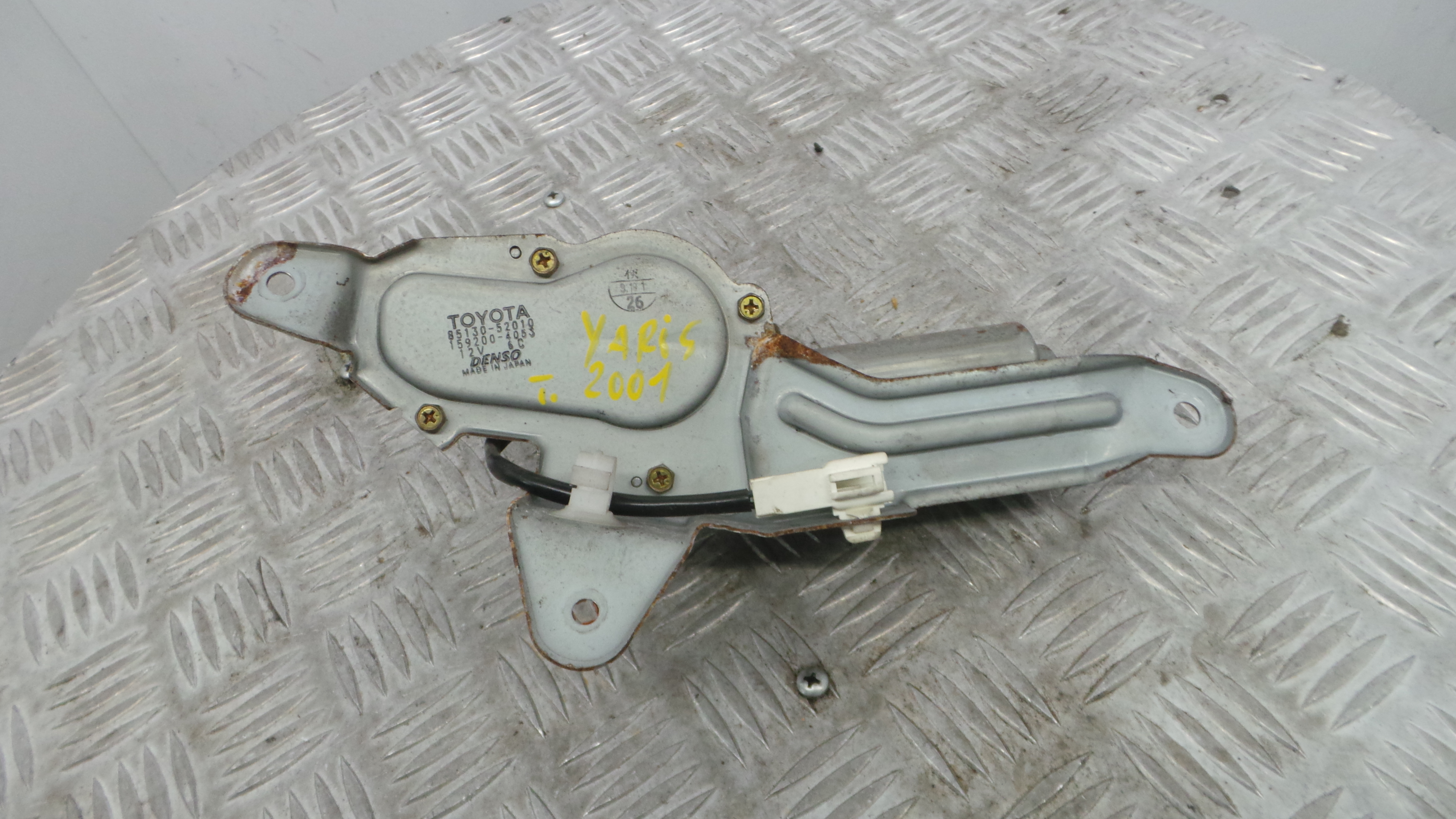 Motor Limpa Vidros Trás 85130-52010 - TOYOTA ECHO (_P1_), YARIS (_P1_), YARIS/VITZ (_P1_)-37046118