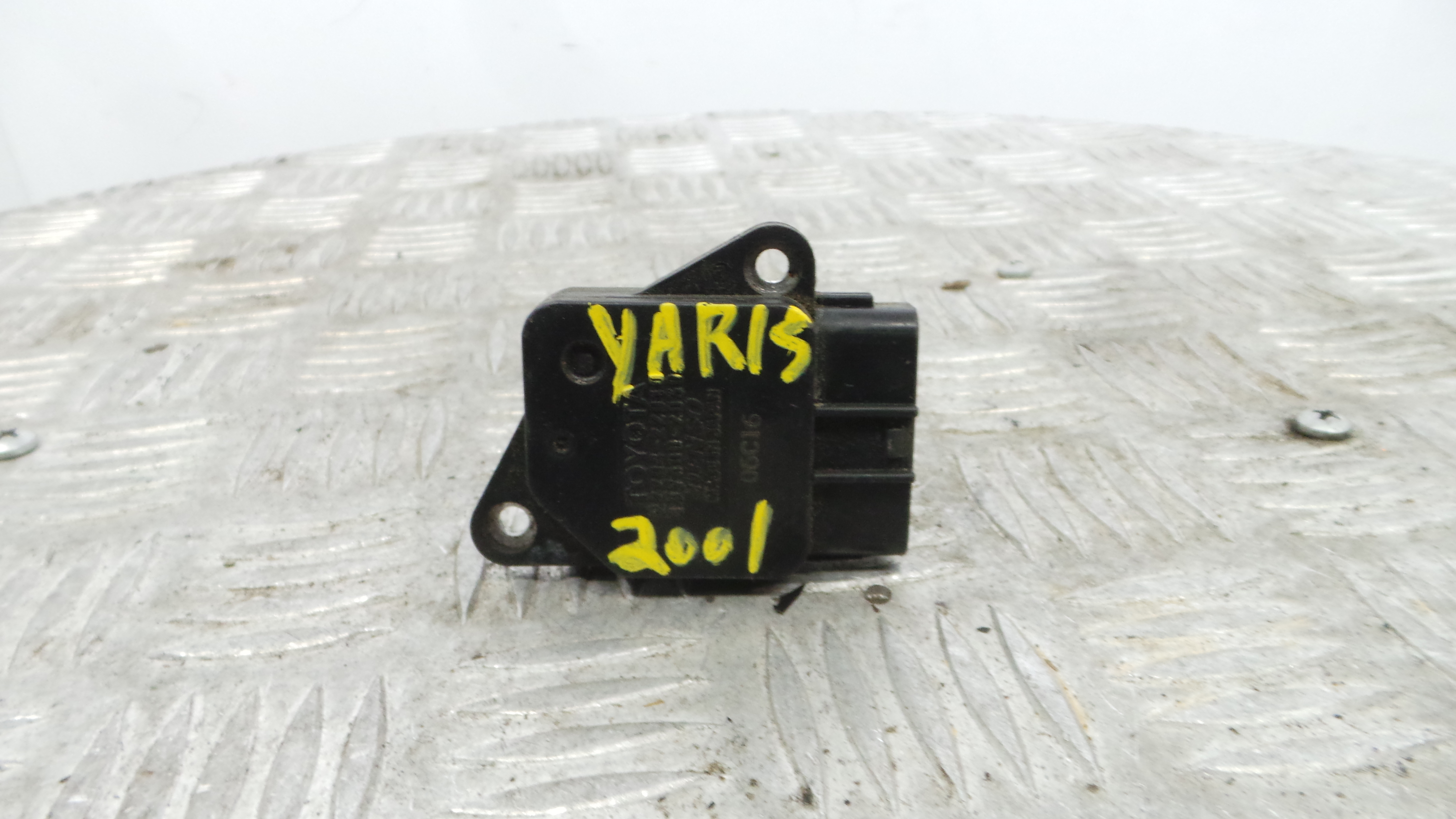 Medidor de Massa de Ar 22204-22010 - TOYOTA ECHO (_P1_), YARIS (_P1_), YARIS/VITZ (_P1_)-37046333