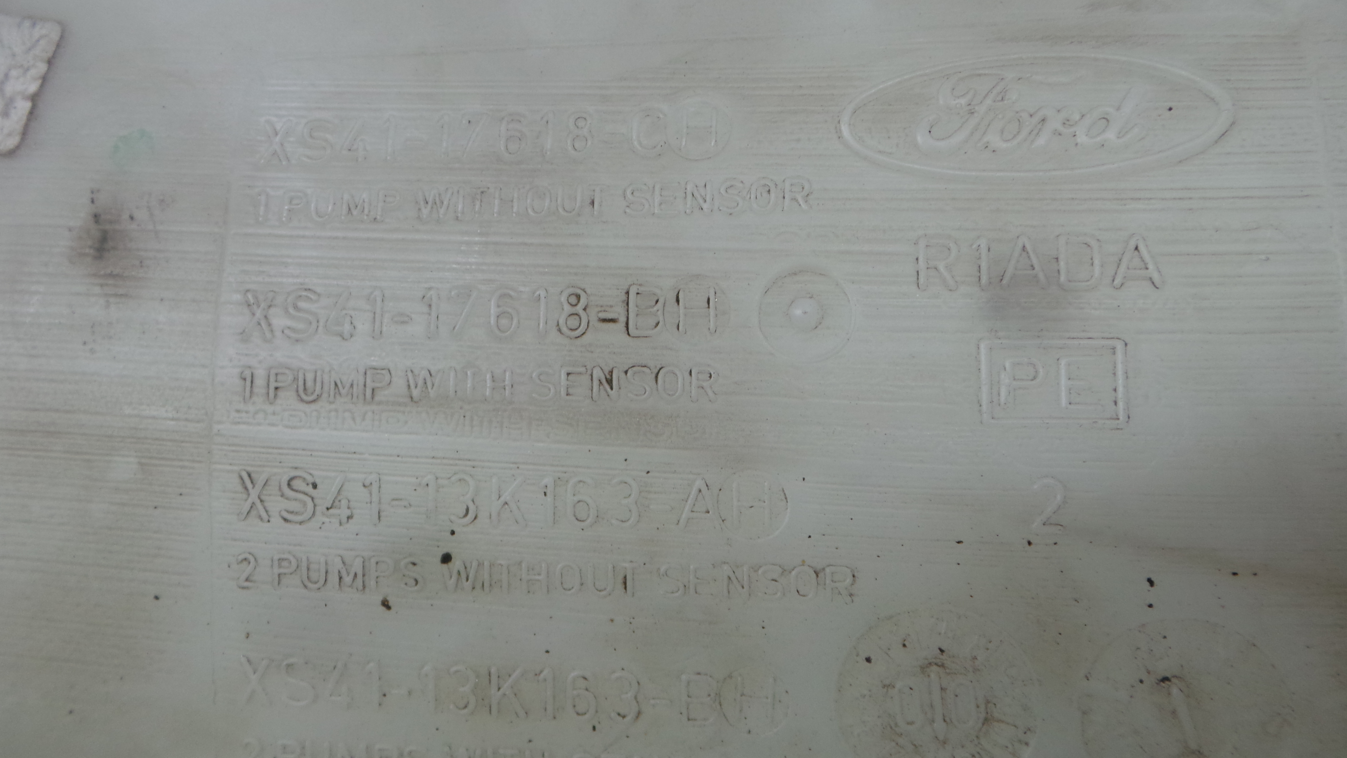 Deposito Reservatório Limpa Vidros Para Brisas XS41-17618-CH - FORD FOCUS I (DAW, DBW)-37047223