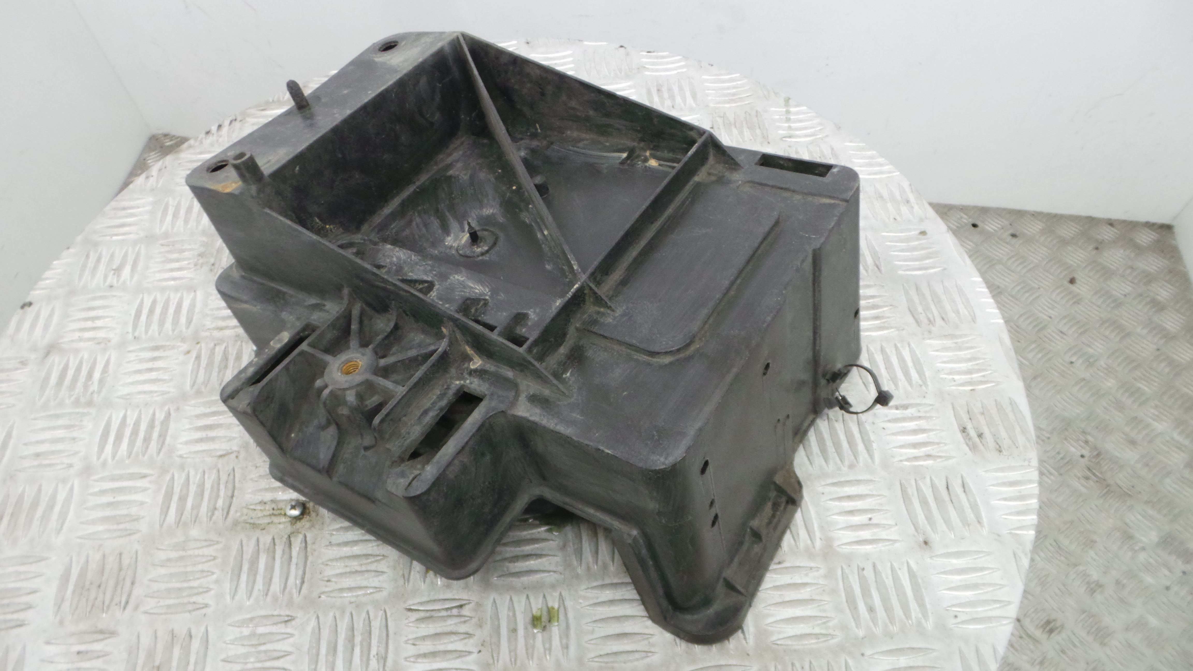 Base da Bateria 98AB-10723-A - FORD FOCUS I (DAW, DBW)-37047265