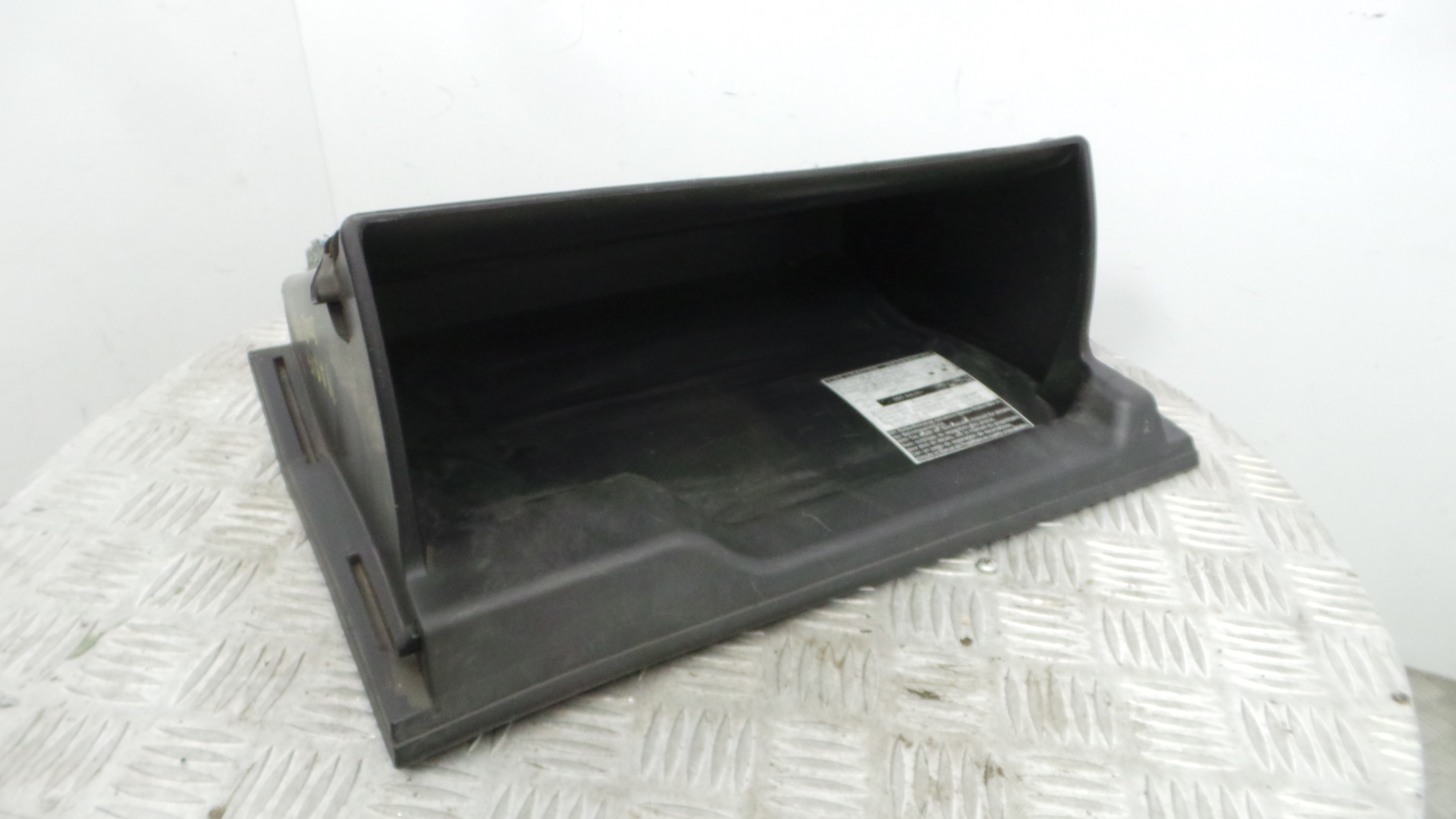 Porta Luvas  55550-0D060 - TOYOTA YARIS (_P9_), YARIS/VITZ (_P9_)-37047373