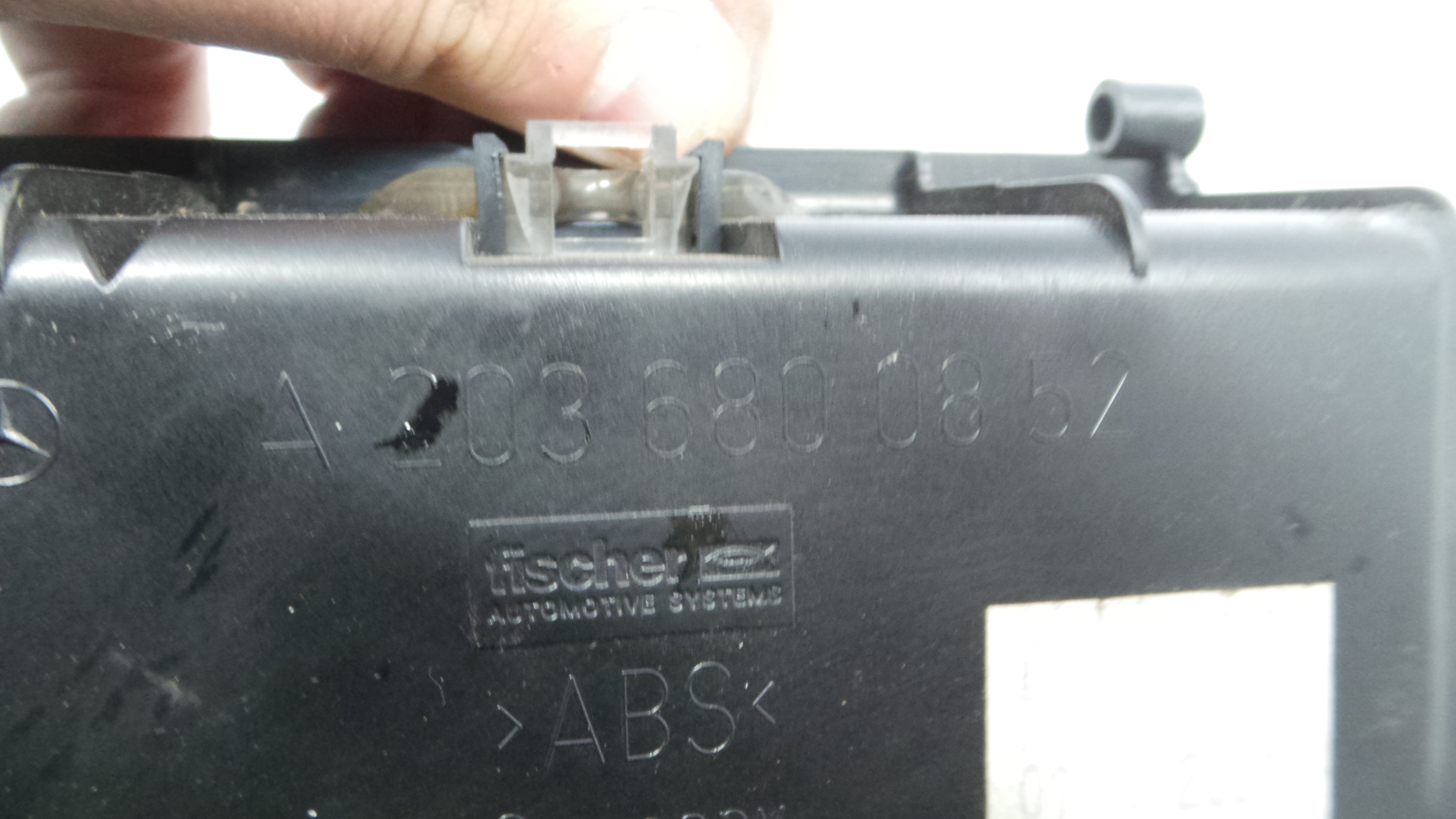 Cinzeiro A2036800852 - MERCEDES-BENZ C-CLASS (W203)-37047386