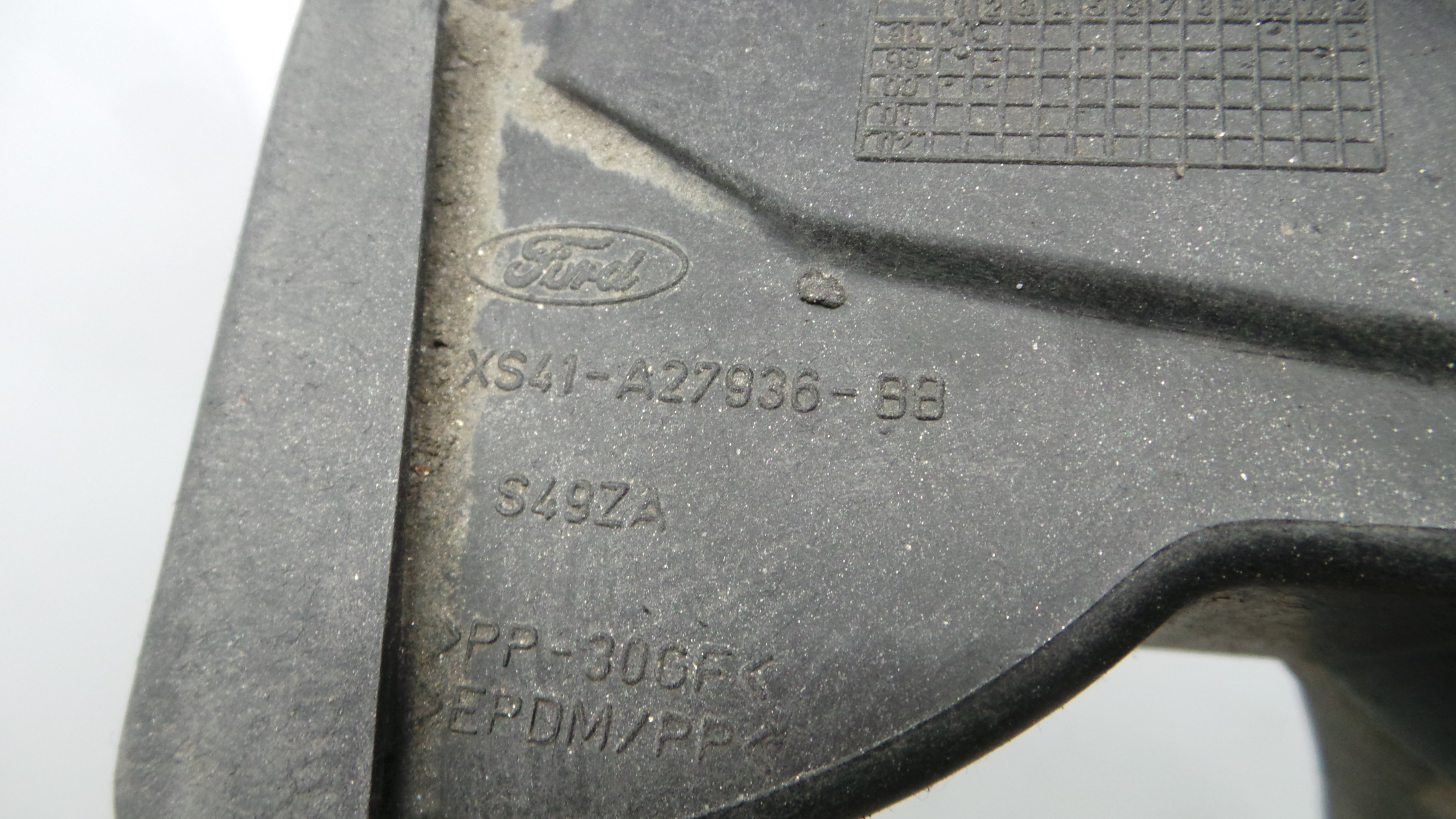 Tampão de Combustivel  XS41-A405A02-AGW - FORD FOCUS I (DAW, DBW)-37047390