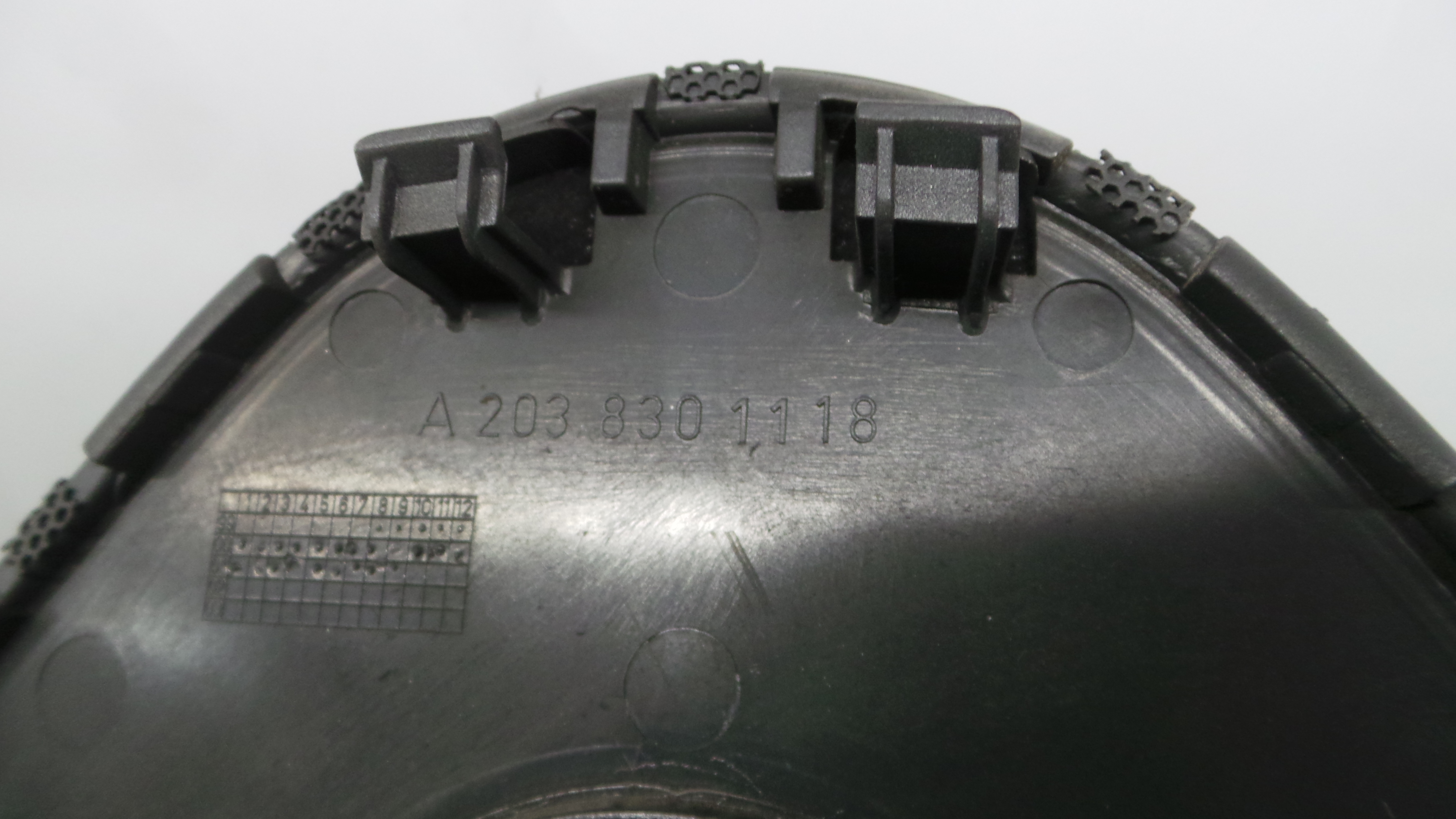 Plastico Interior A2038301118 - MERCEDES-BENZ C-CLASS (W203)-37047395