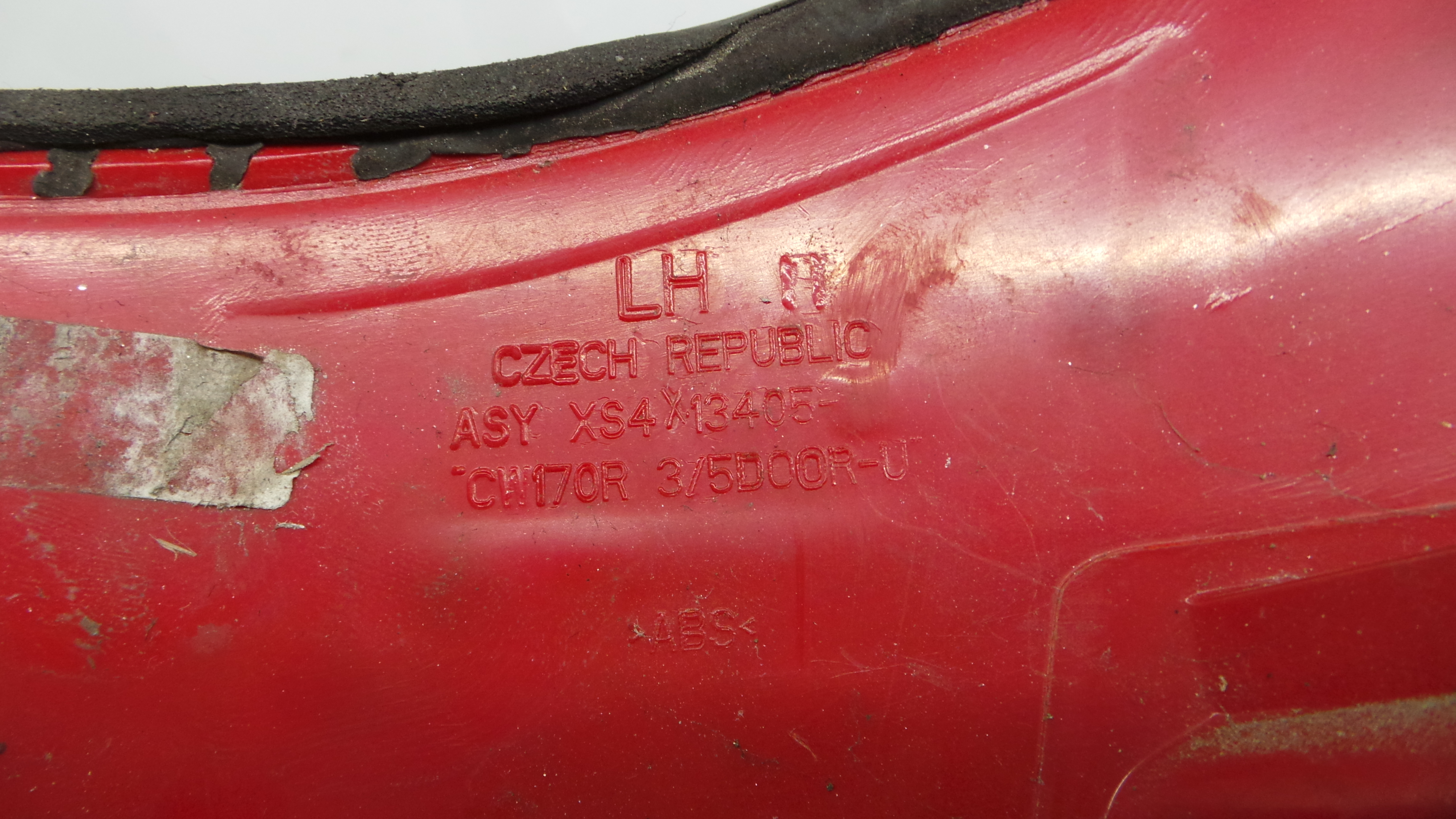 Farolim Stop Esq XS4X-13405 - FORD FOCUS I (DAW, DBW)-37048811