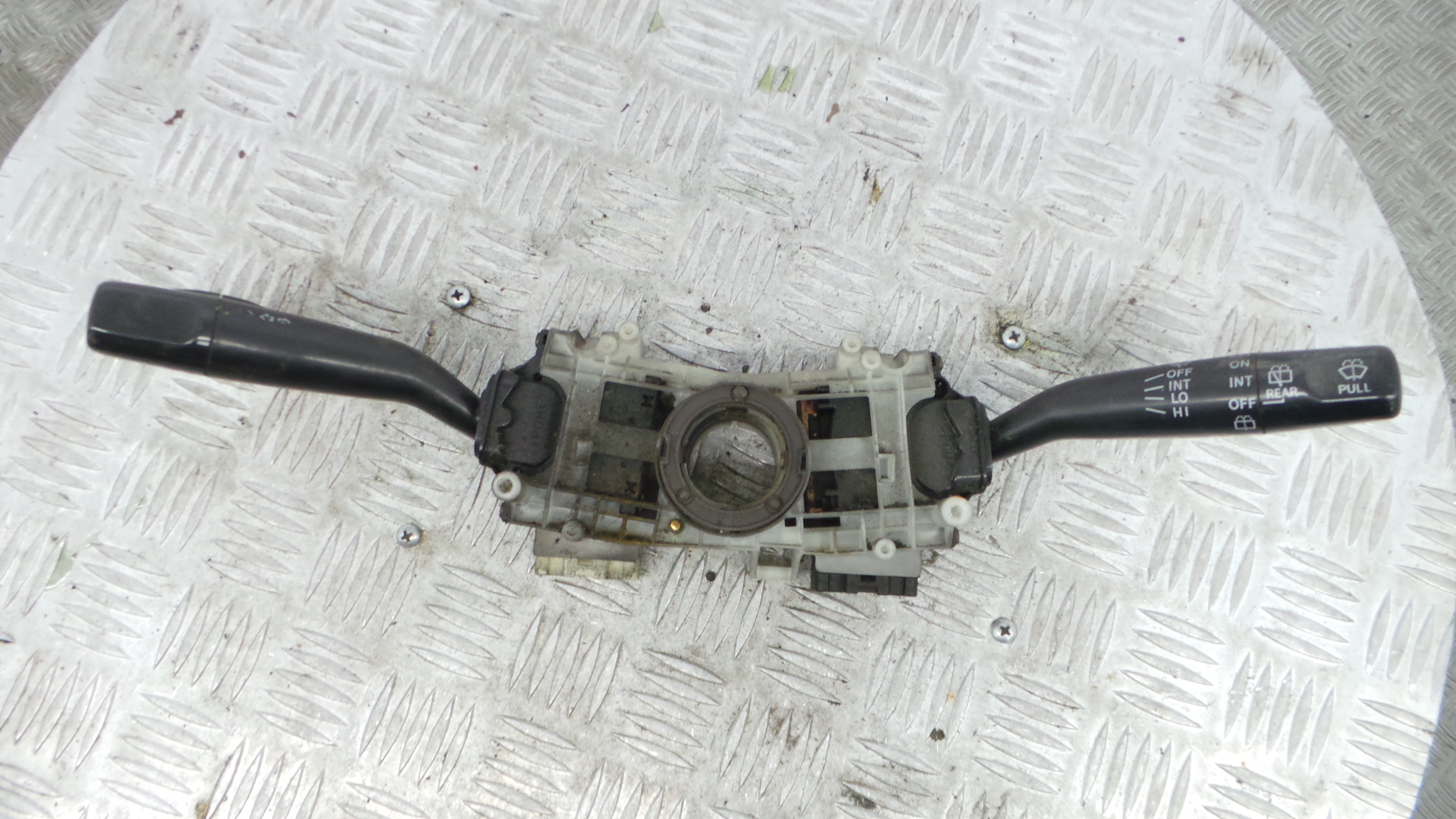 Manete / Comando dos Piscas 84310-26740 - TOYOTA HIACE IV Caixa (__H1_, __H2_)-37049111