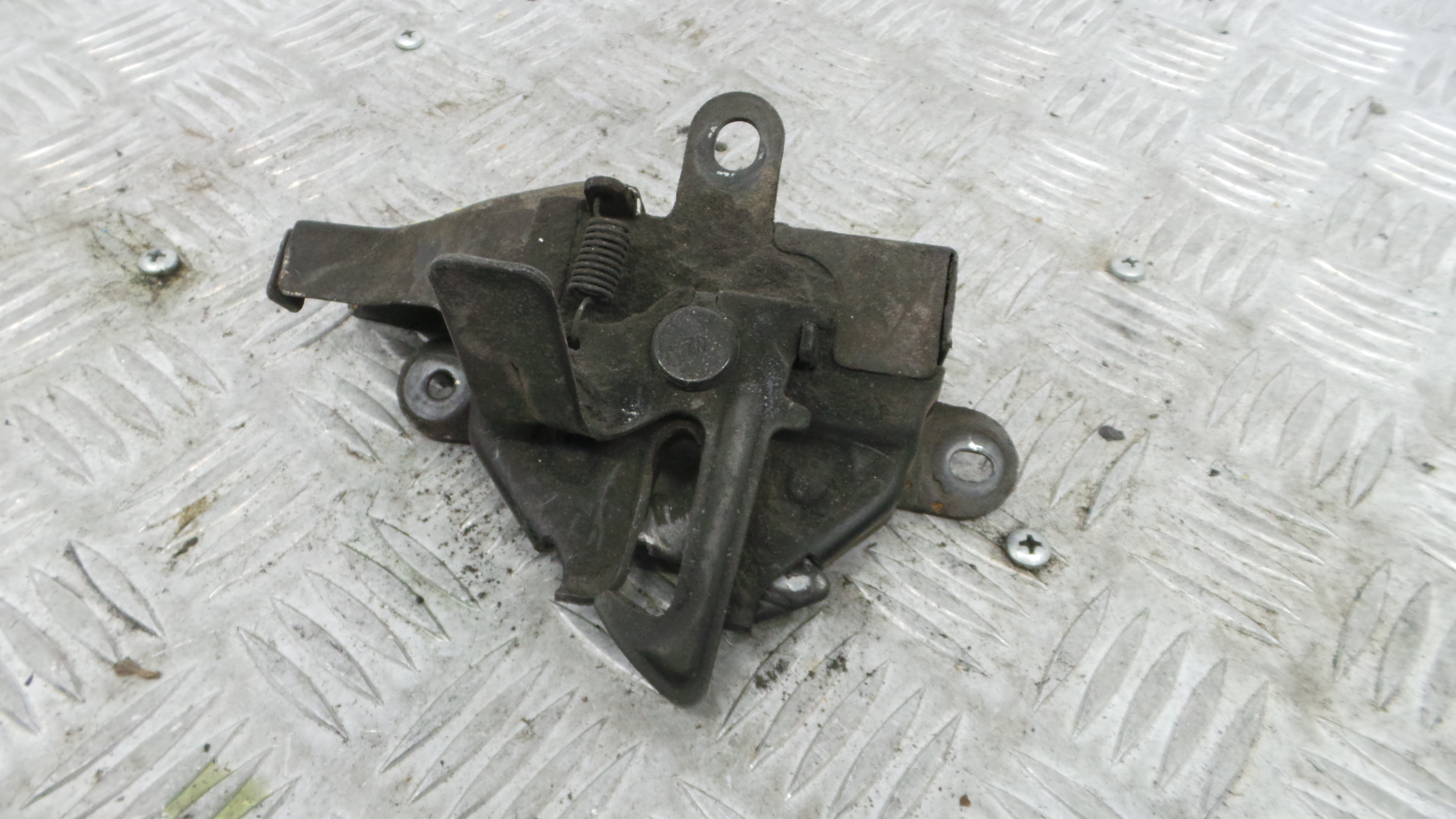 Fecho do Capot  - TOYOTA HIACE IV Caixa (__H1_, __H2_)-37049174