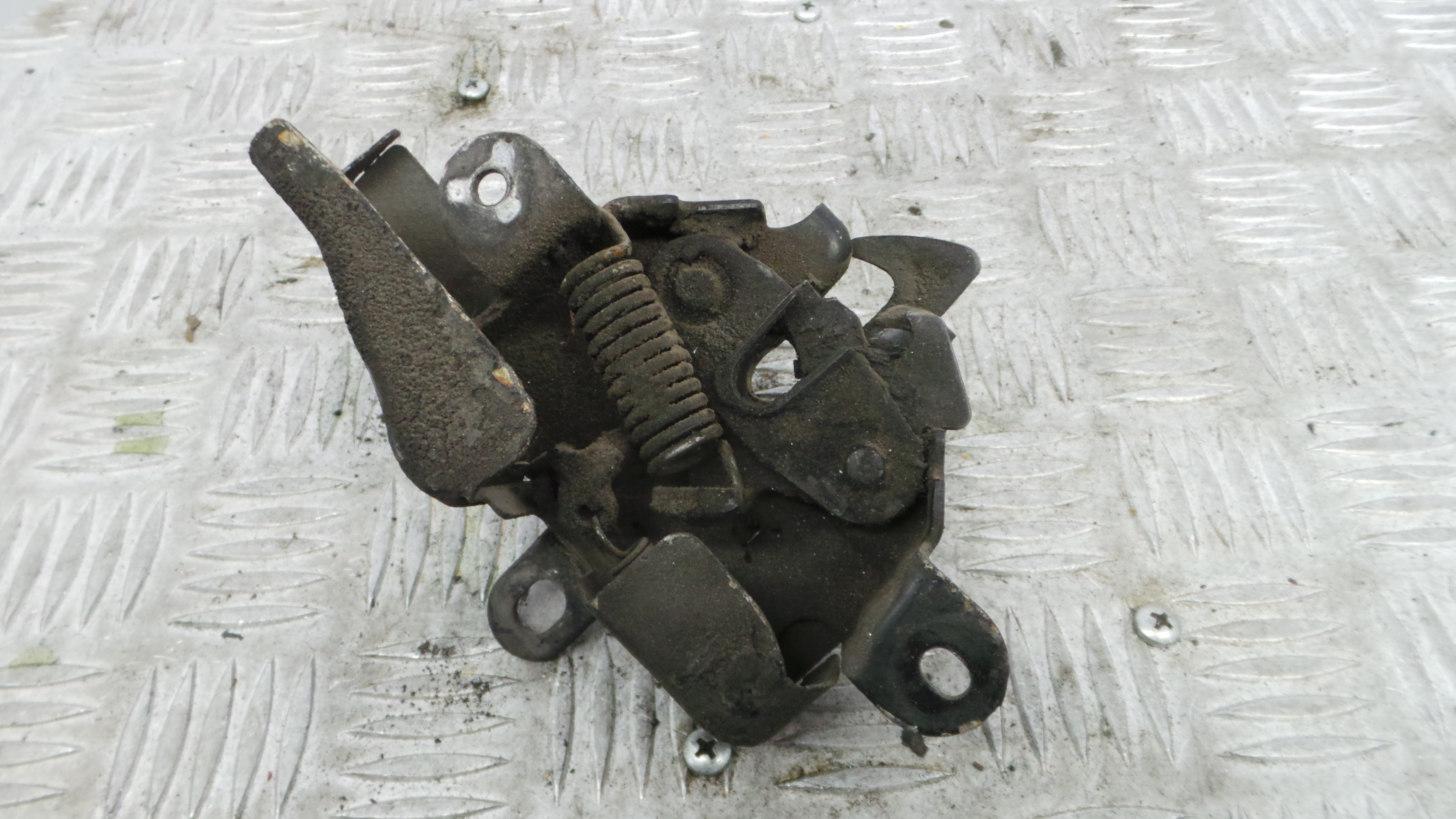 Fecho do Capot  - TOYOTA HIACE IV Caixa (__H1_, __H2_)-37049174