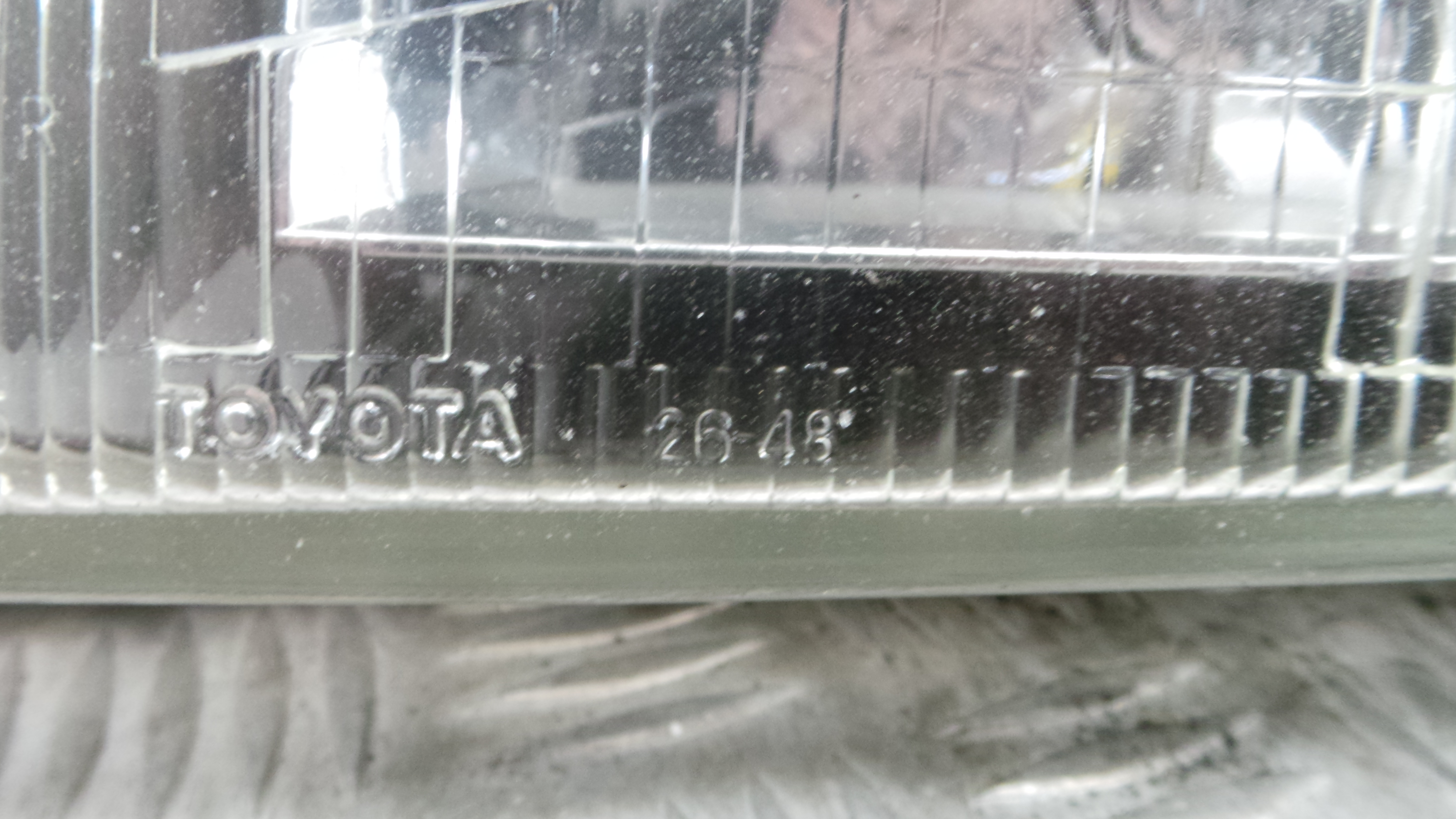 Ótica Esq 26-48 - TOYOTA HIACE IV Caixa (__H1_, __H2_)-37049600