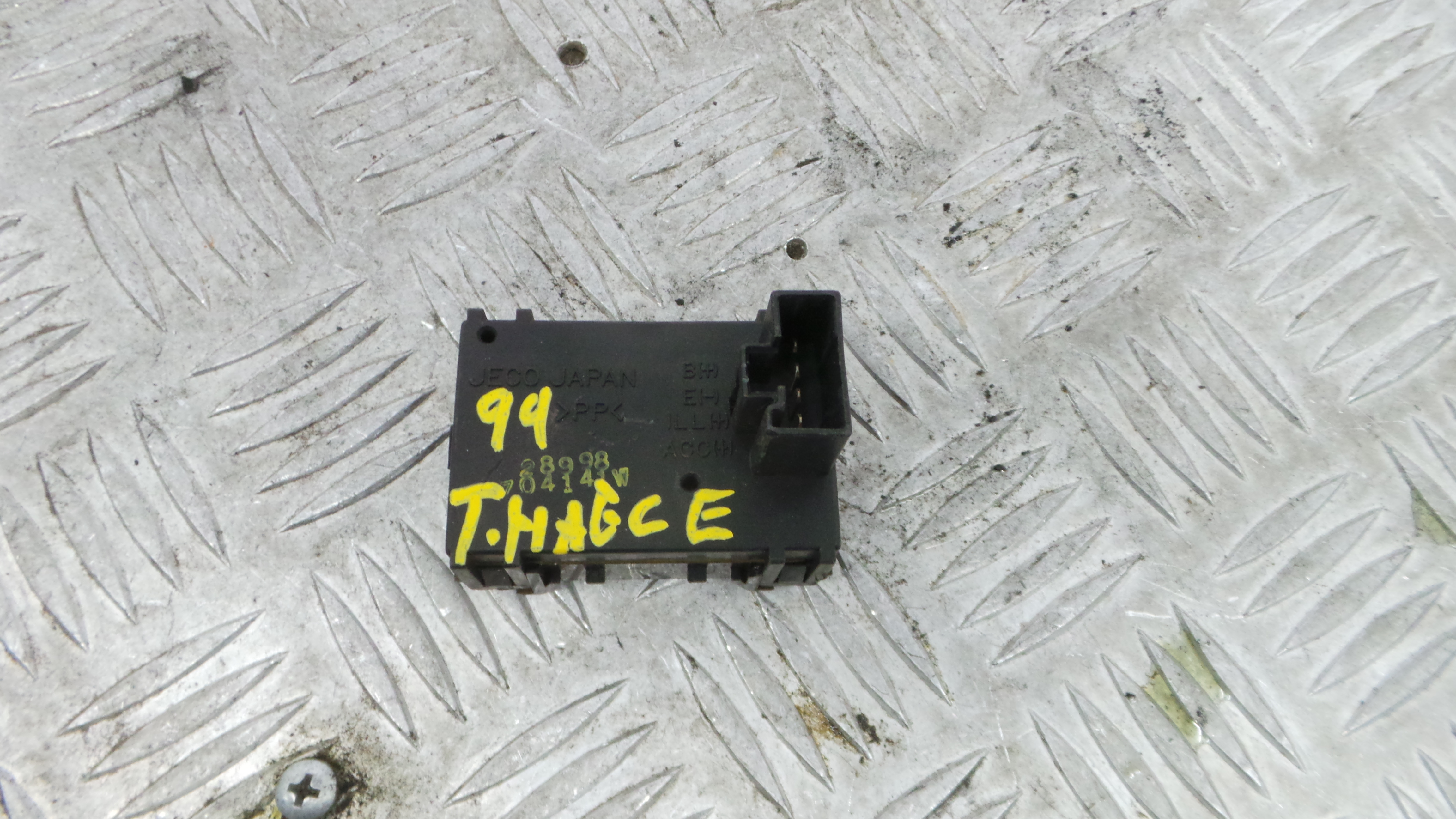 relógio 28998-704141W - TOYOTA HIACE IV Caixa (__H1_, __H2_)-37049648