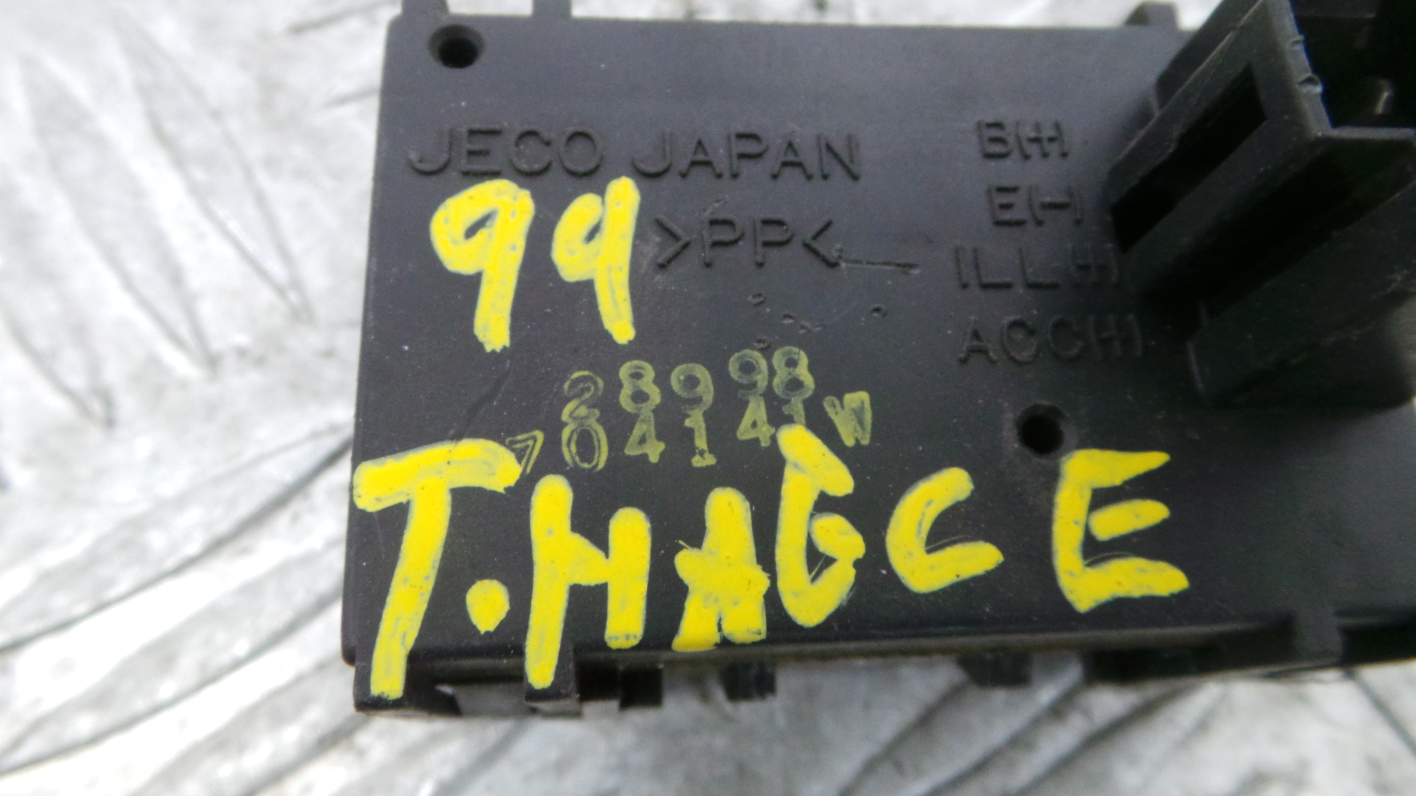 relógio 28998-704141W - TOYOTA HIACE IV Caixa (__H1_, __H2_)-37049648