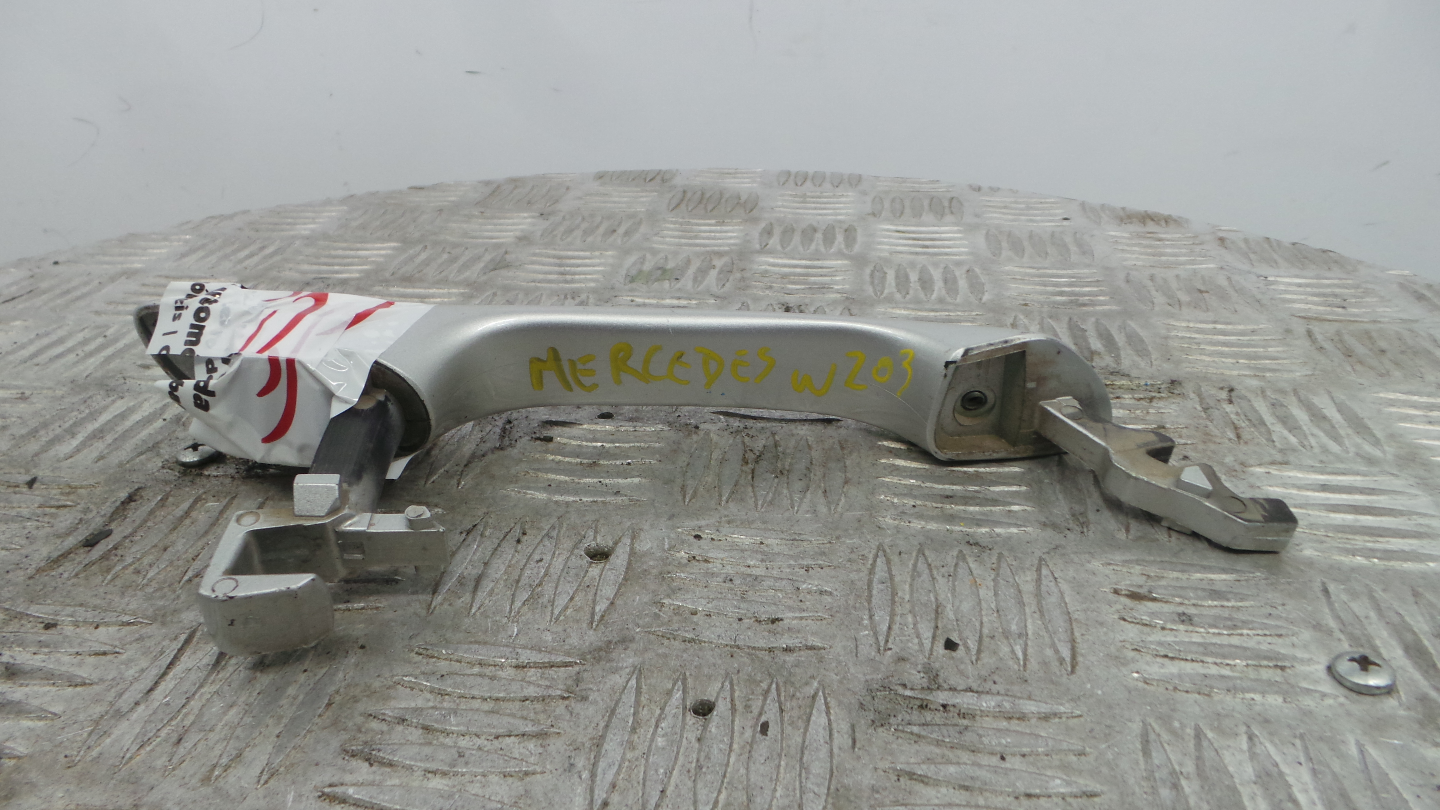 Puxador Exterior Trás esquerdo A2117602170 - MERCEDES-BENZ C-CLASS (W203)-37049674